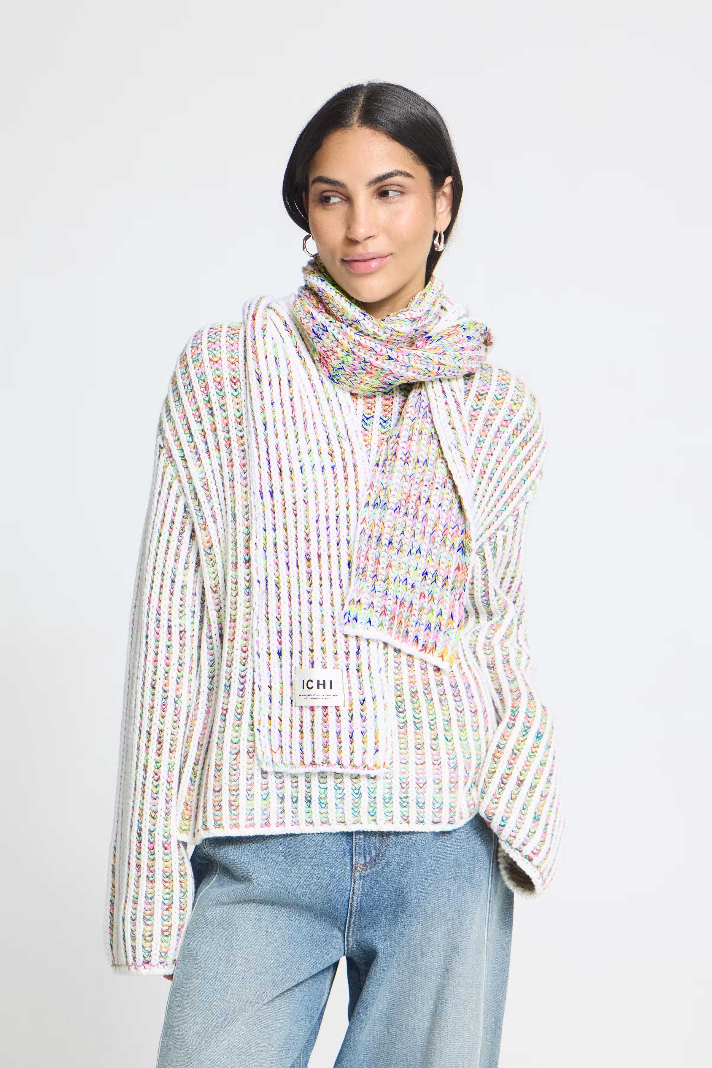 IAANILA Tuch LOOKBOOK FRONT 20126547-183230