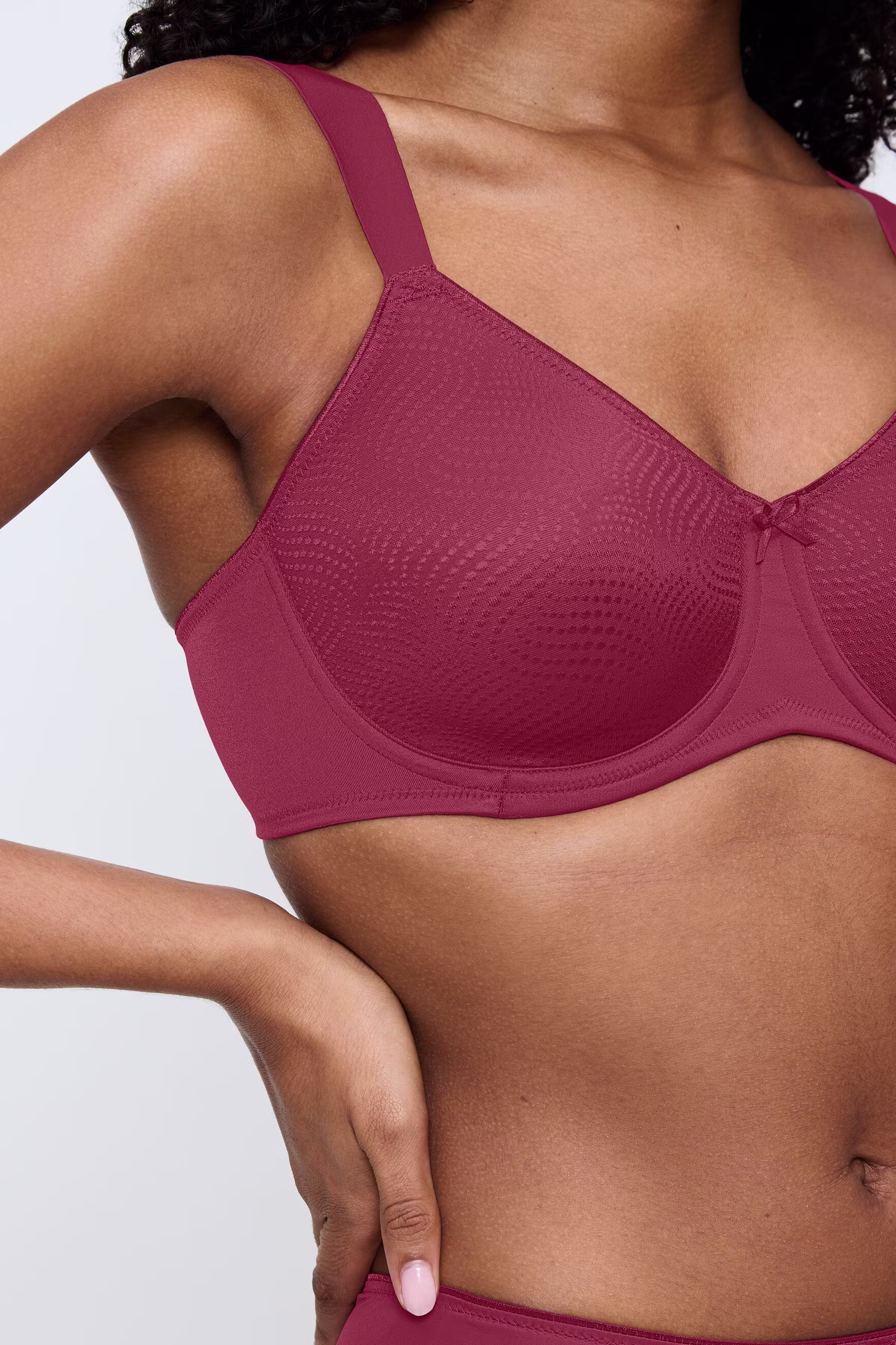 EssentialMinimizer BH LOOKBOOK DETAIL 40500275-T6926