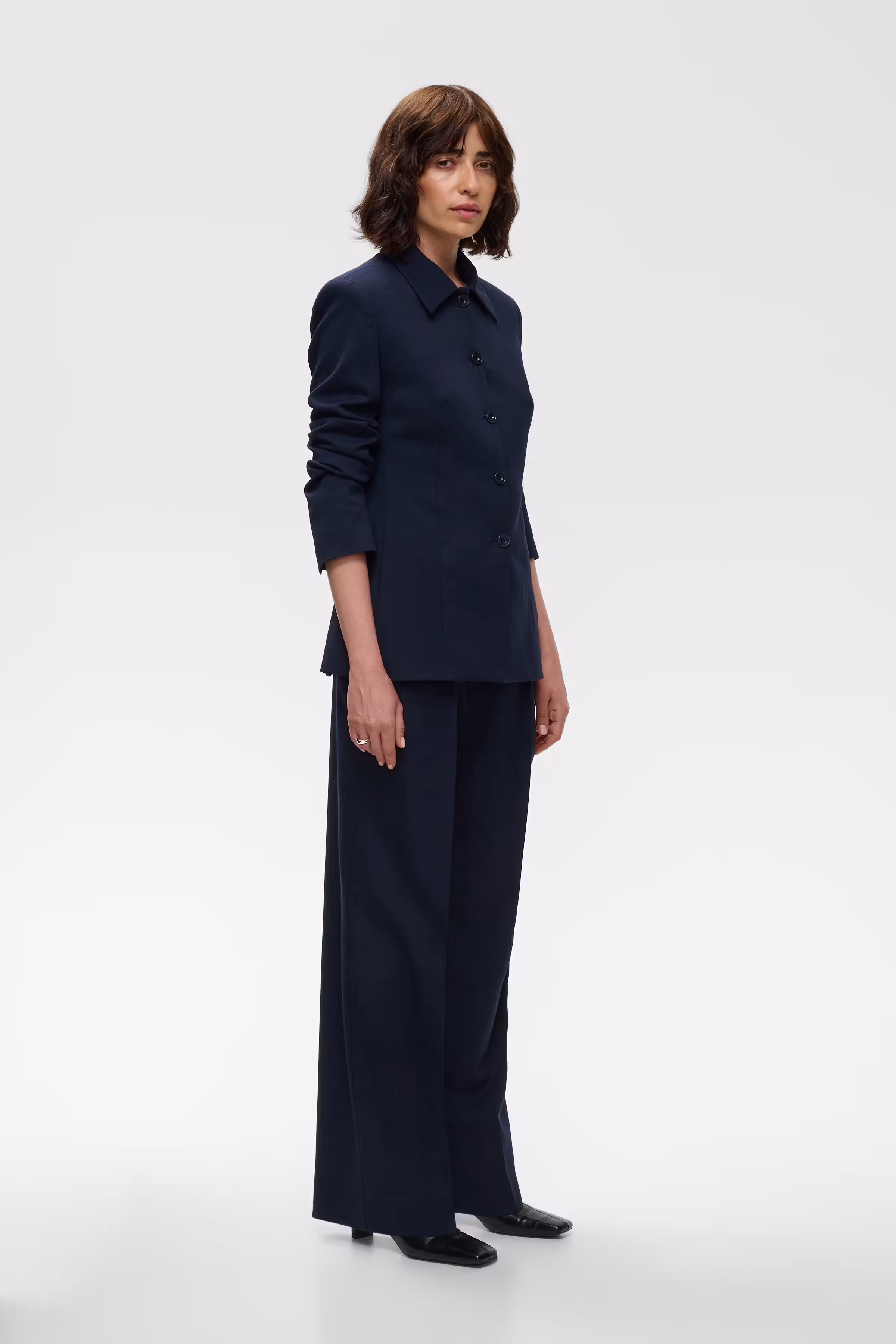 IOPedra Pants LOOKBOOK FRONT 30600011-BL900