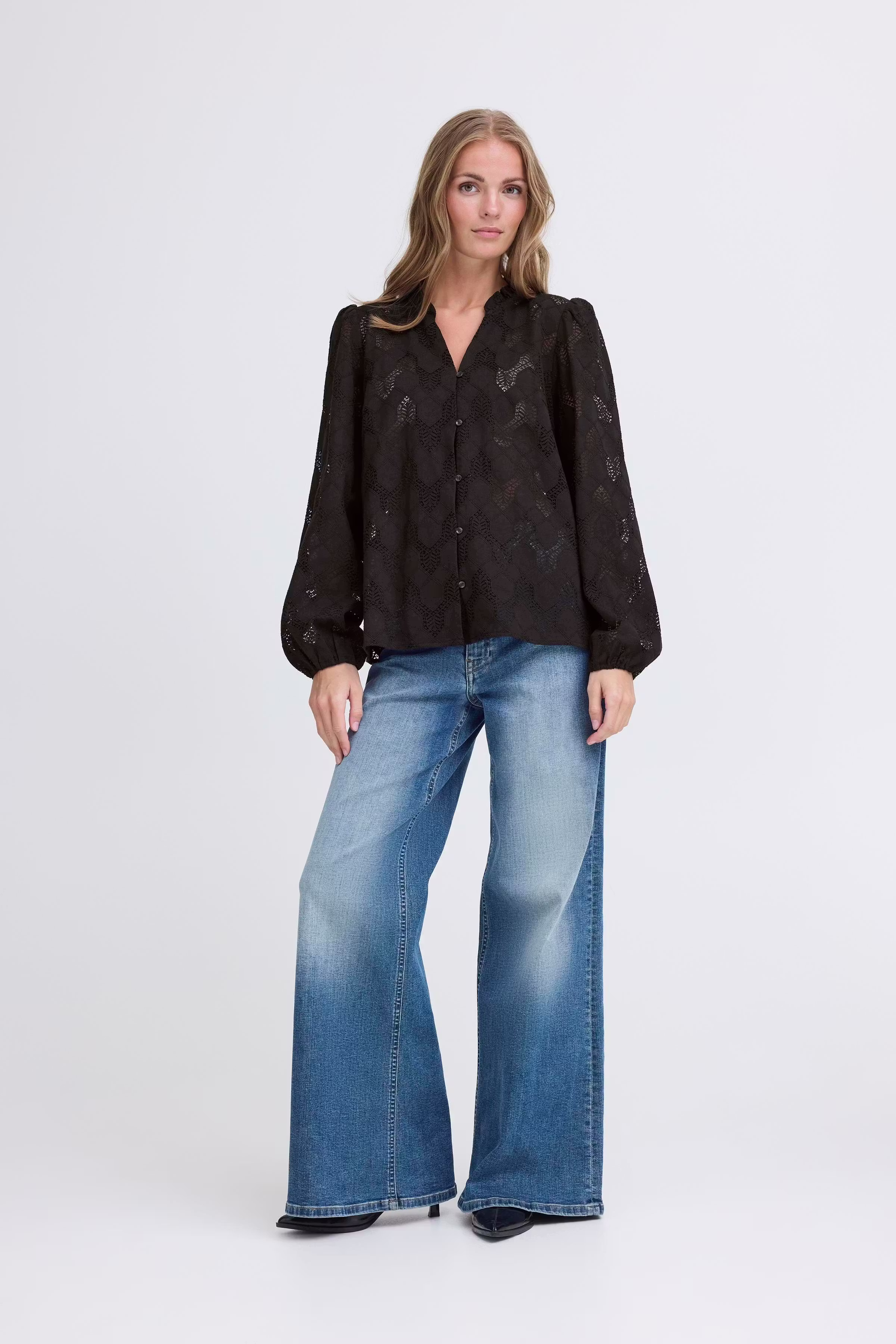 IHJUNELA Skjorte LOOKBOOK FRONT 20124459-194008