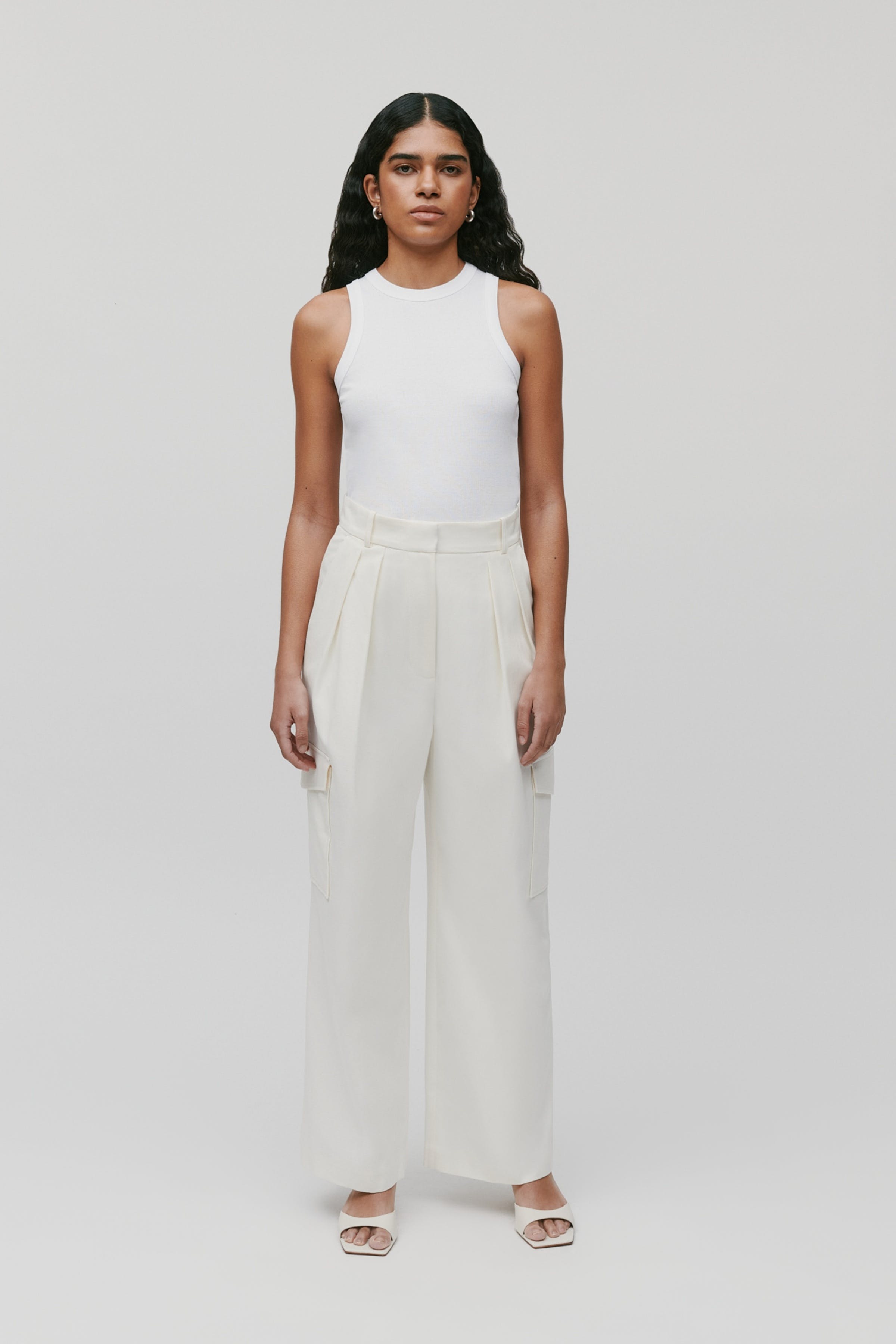 PRESTIGE Trousers LOOKBOOK FRONT 30600518-WH010