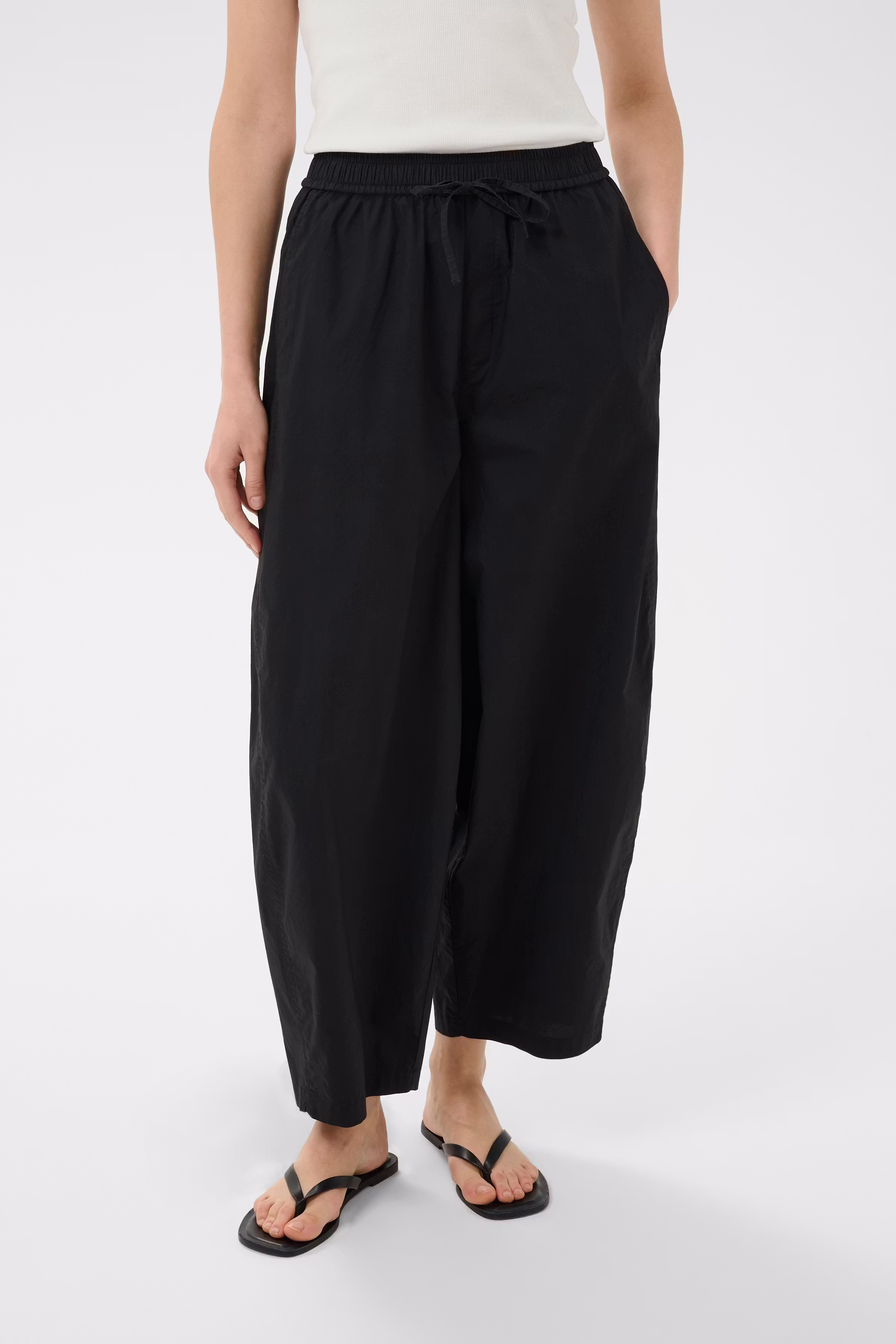 BophaPW Trousers LOOKBOOK FRONT 30310919-194008