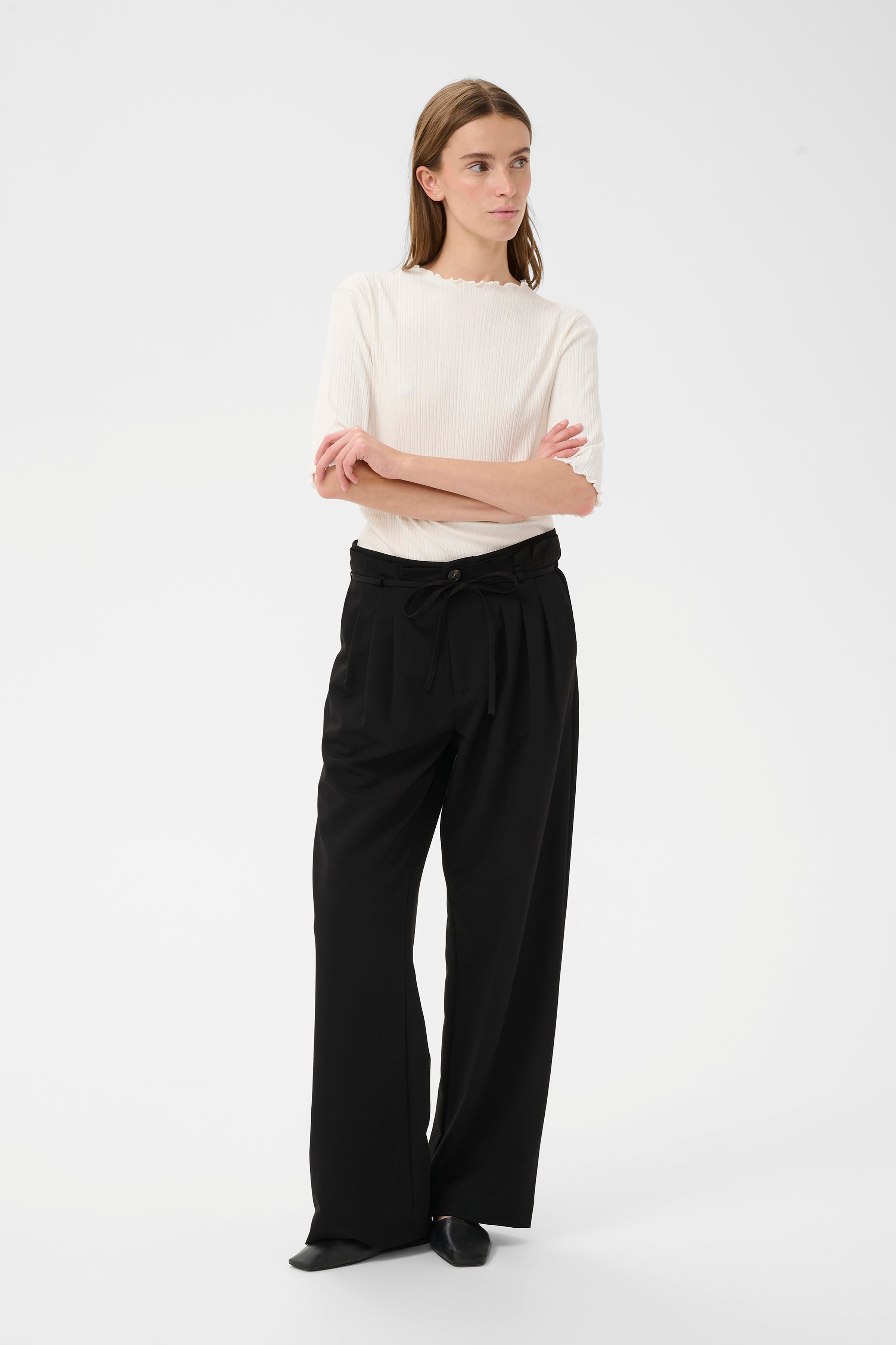 KBRo Hose LOOKBOOK FRONT 10105736-194008