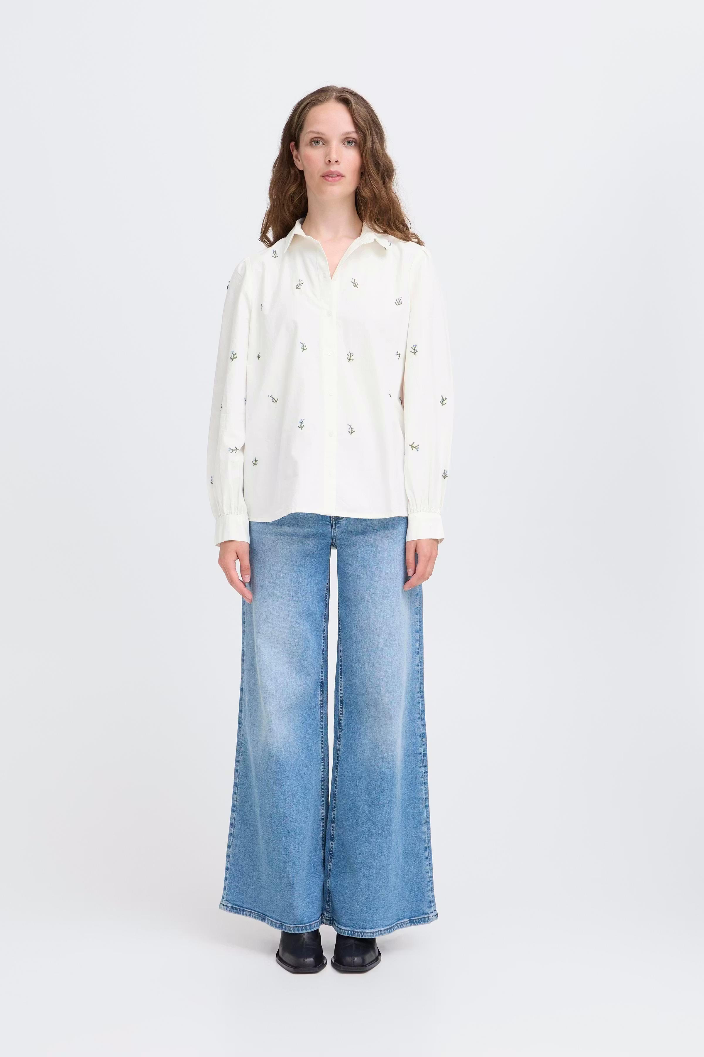 IHSANAZ Skjorte LOOKBOOK FRONT 20124122-900000311