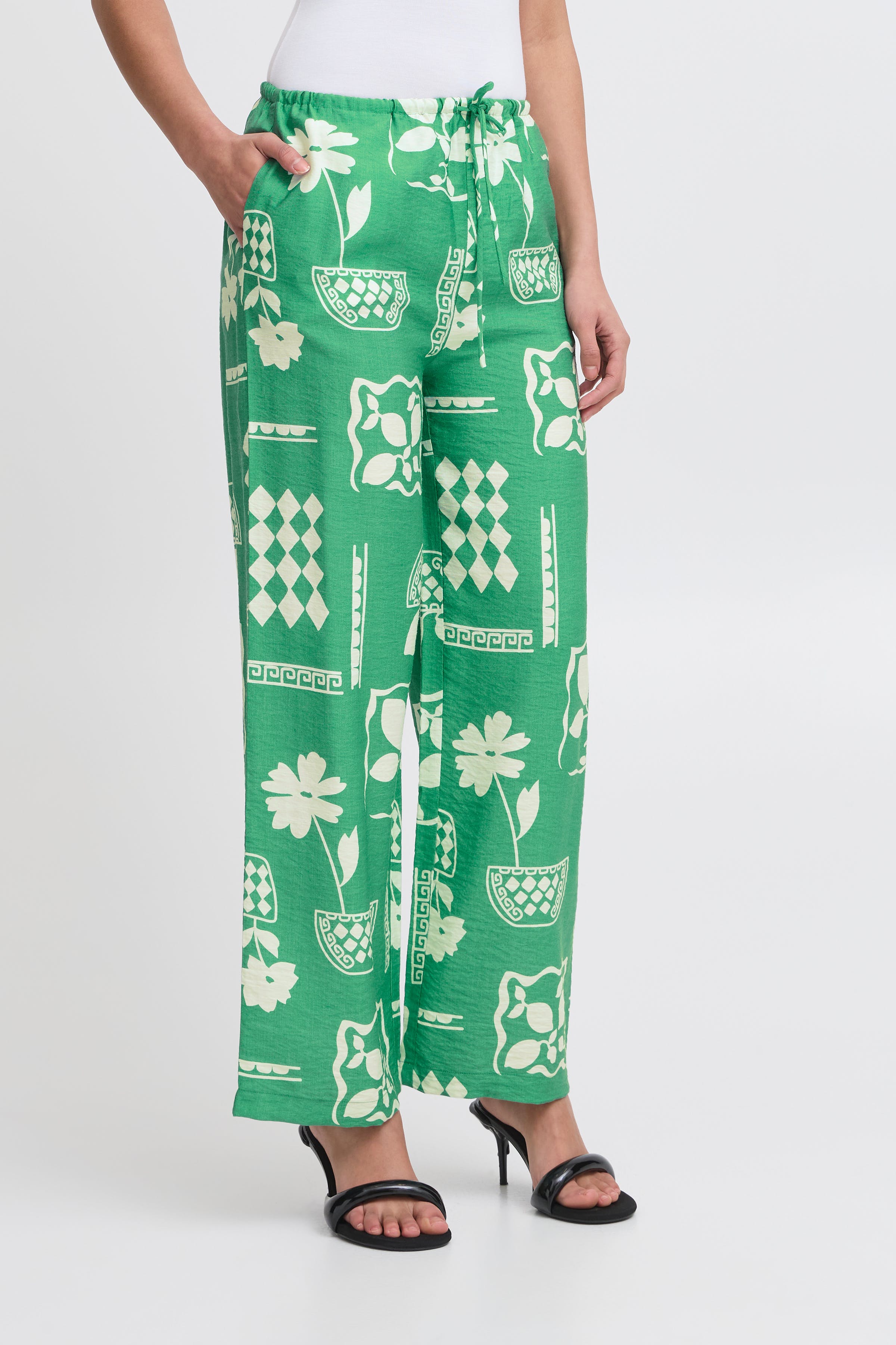 IHYETTA Trousers LOOKBOOK FRONT 20123277-204610