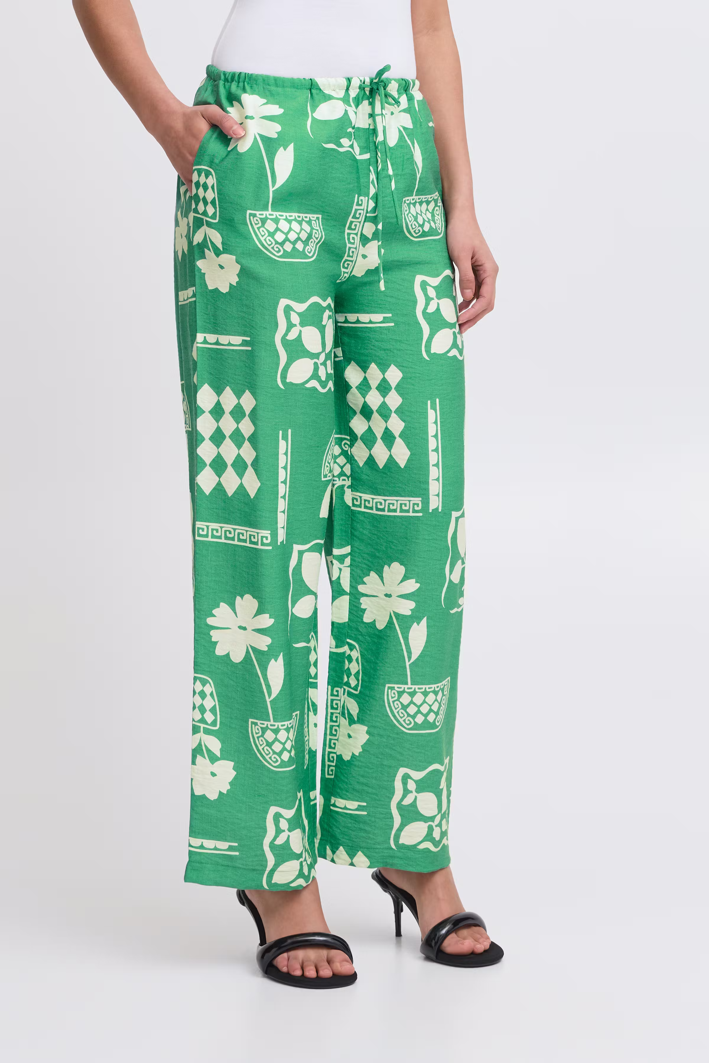 IHYETTA Trousers LOOKBOOK FRONT 20123277-204610