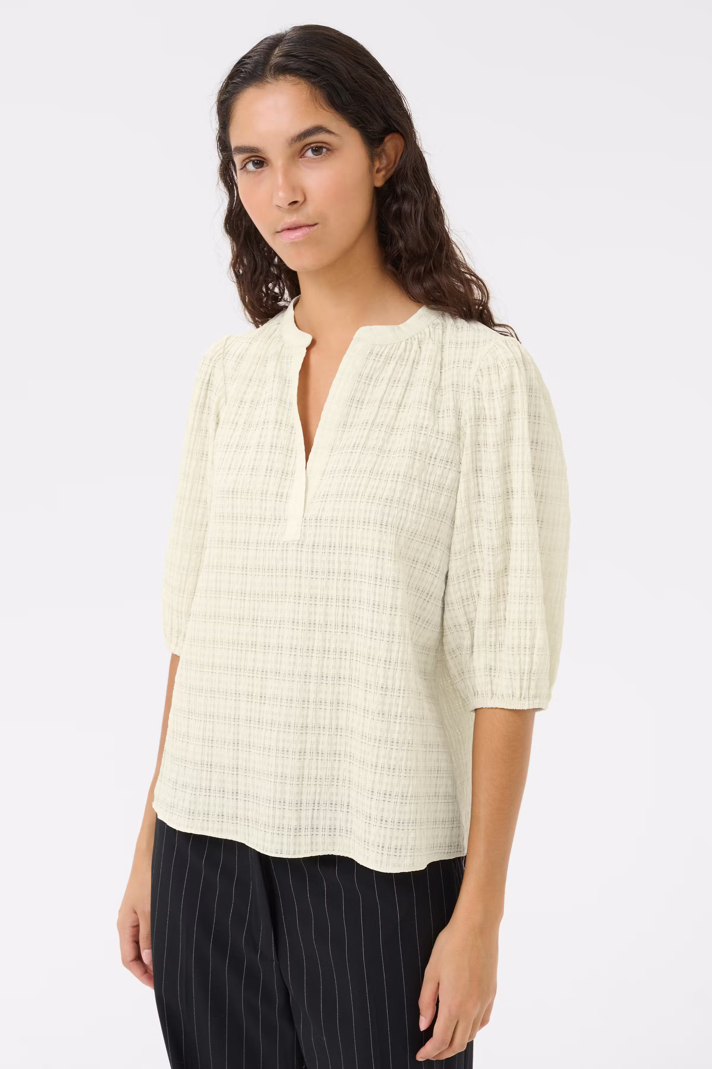 KBAyo Blouse LOOKBOOK FRONT 10105534-110103