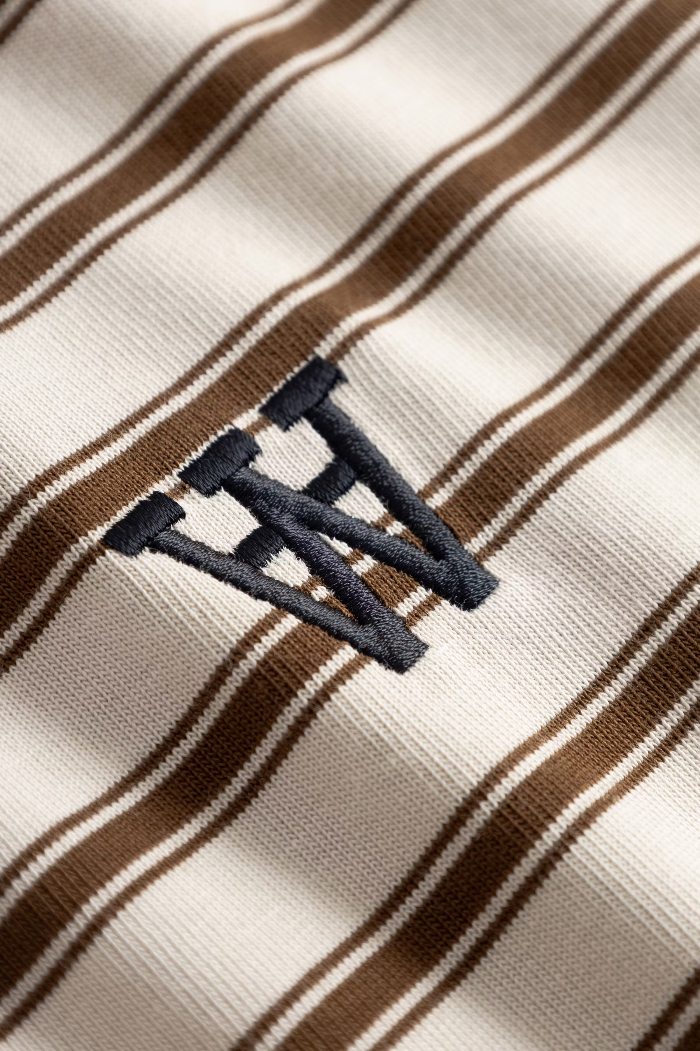 WWLandon Poloshirt PACK DETAIL 30251542-304632