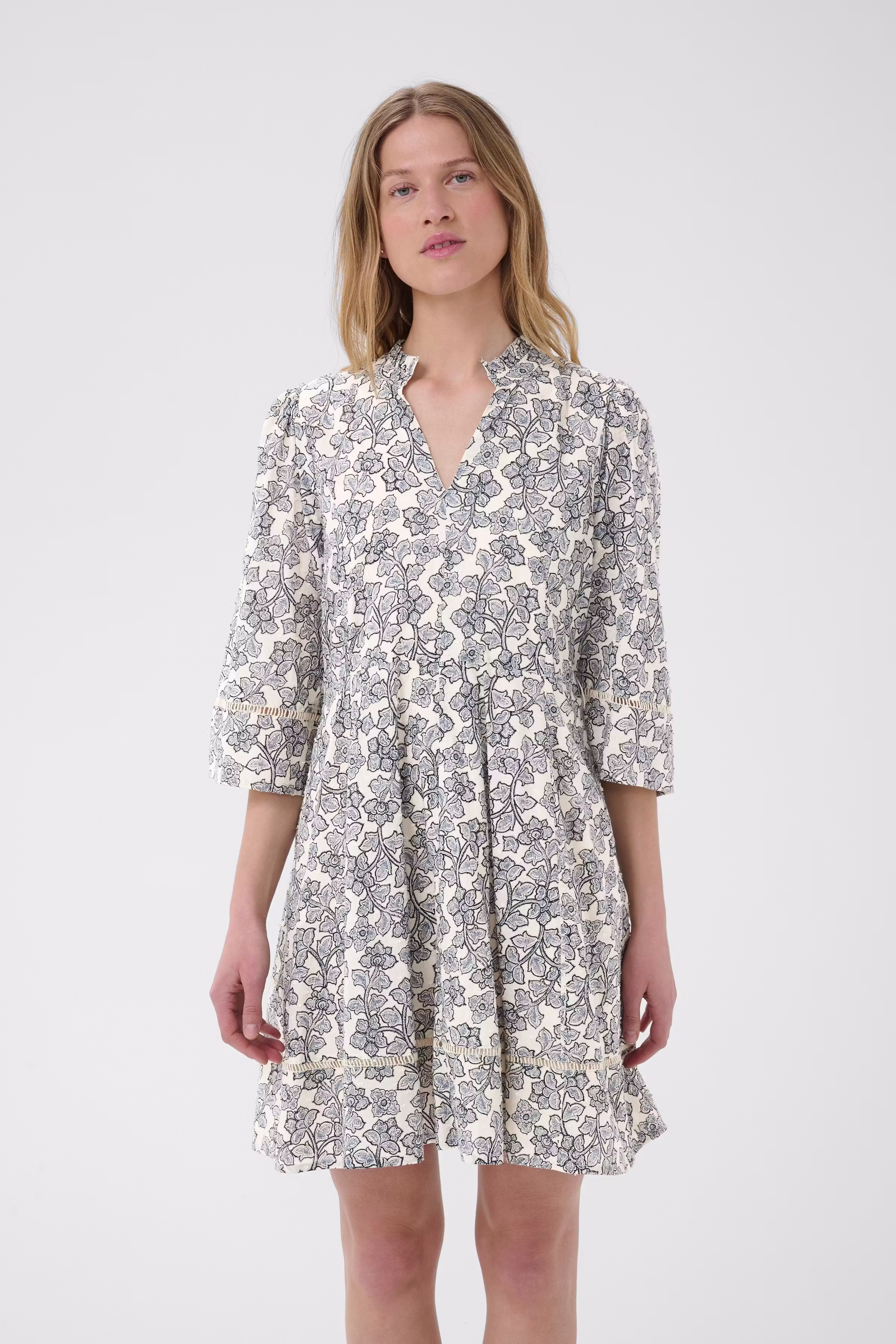 DestenyPW Kjole LOOKBOOK FRONT 30310713-305166
