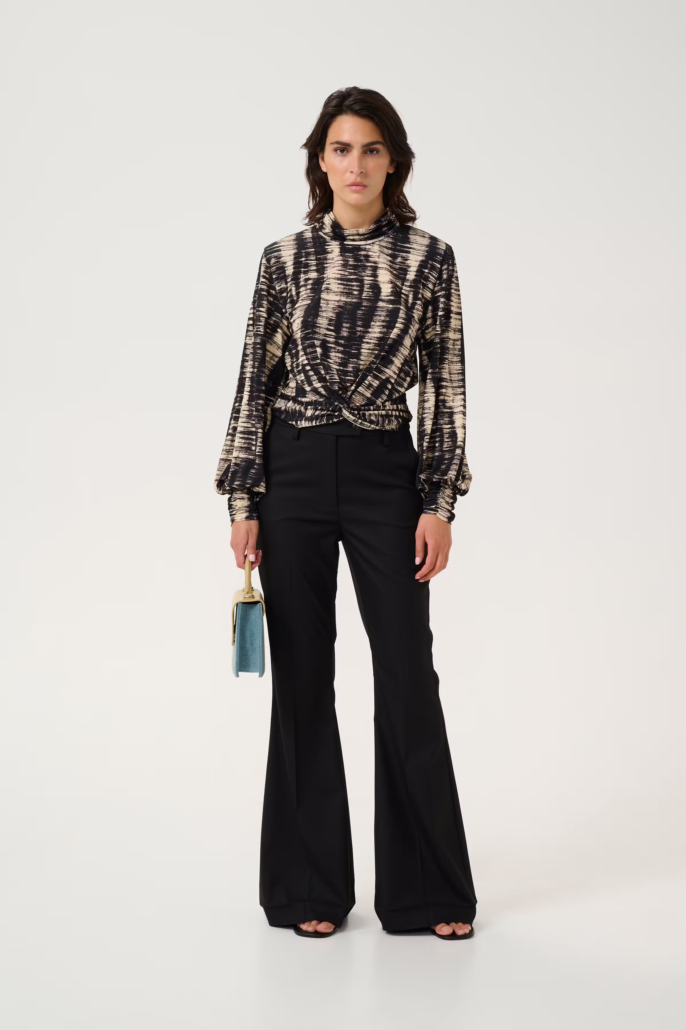 GZemilia Bluse LOOKBOOK FRONT 10909963-107275