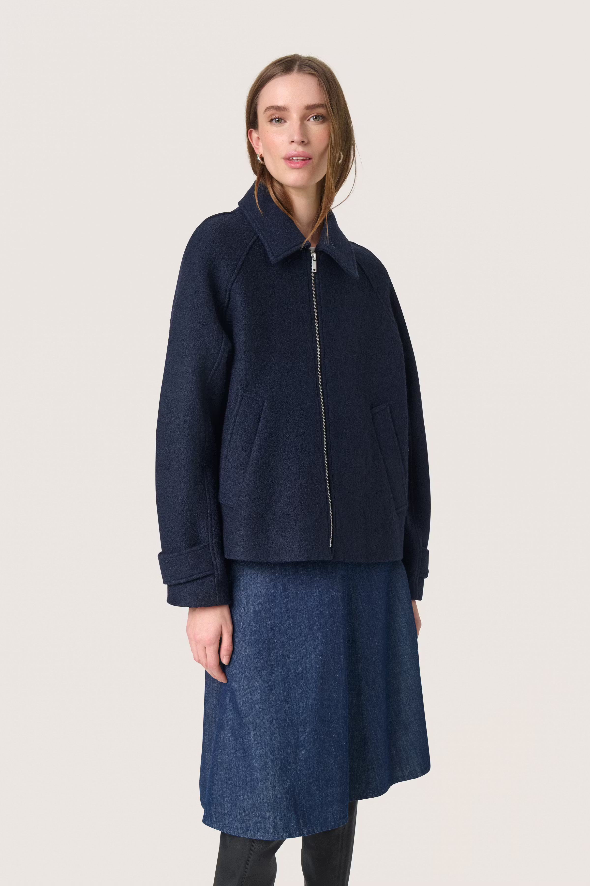 SLAngelina Outerwear LOOKBOOK FRONT 30408390-193922