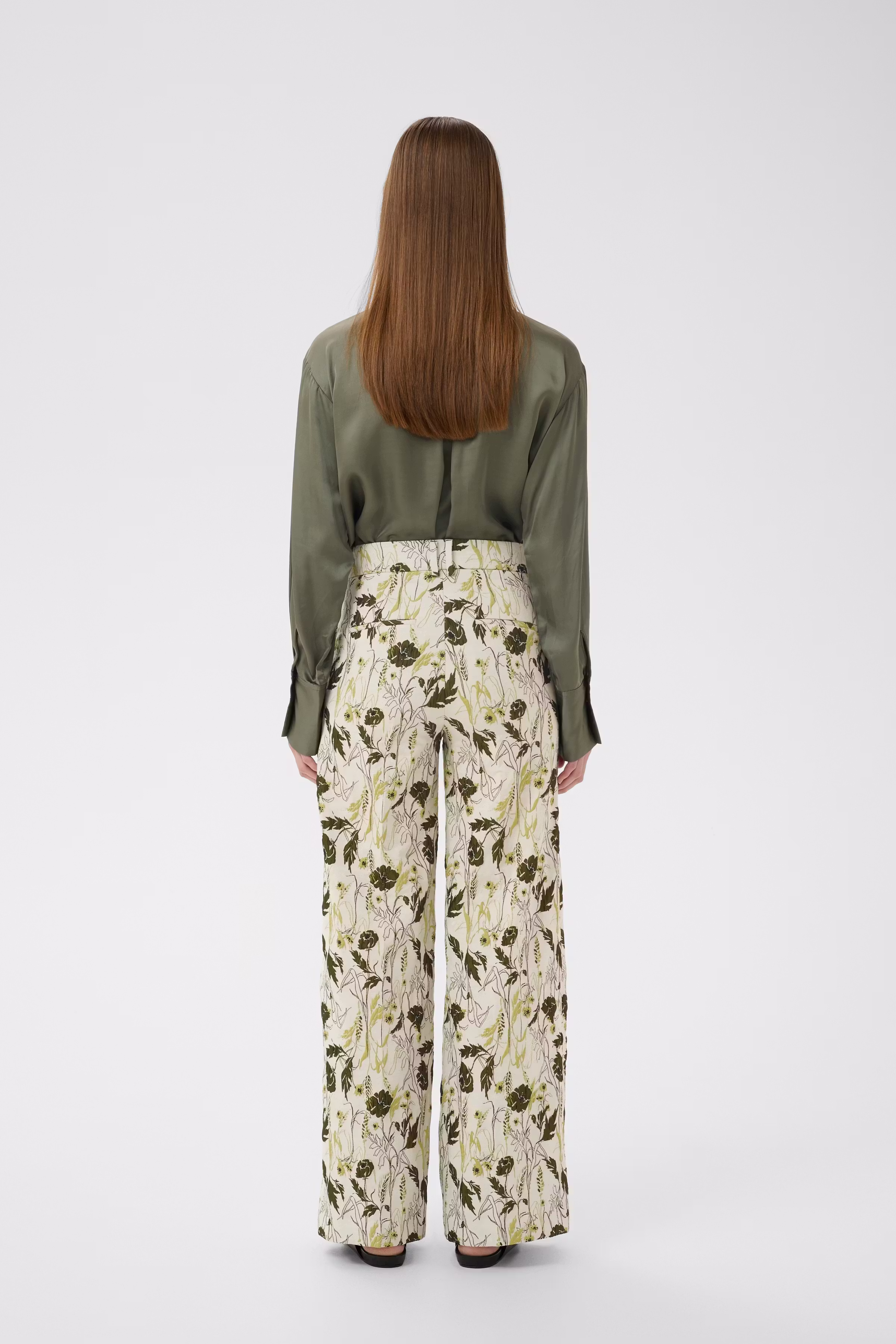 CECILYIW Trousers LOOKBOOK BACK 30112370-900006789