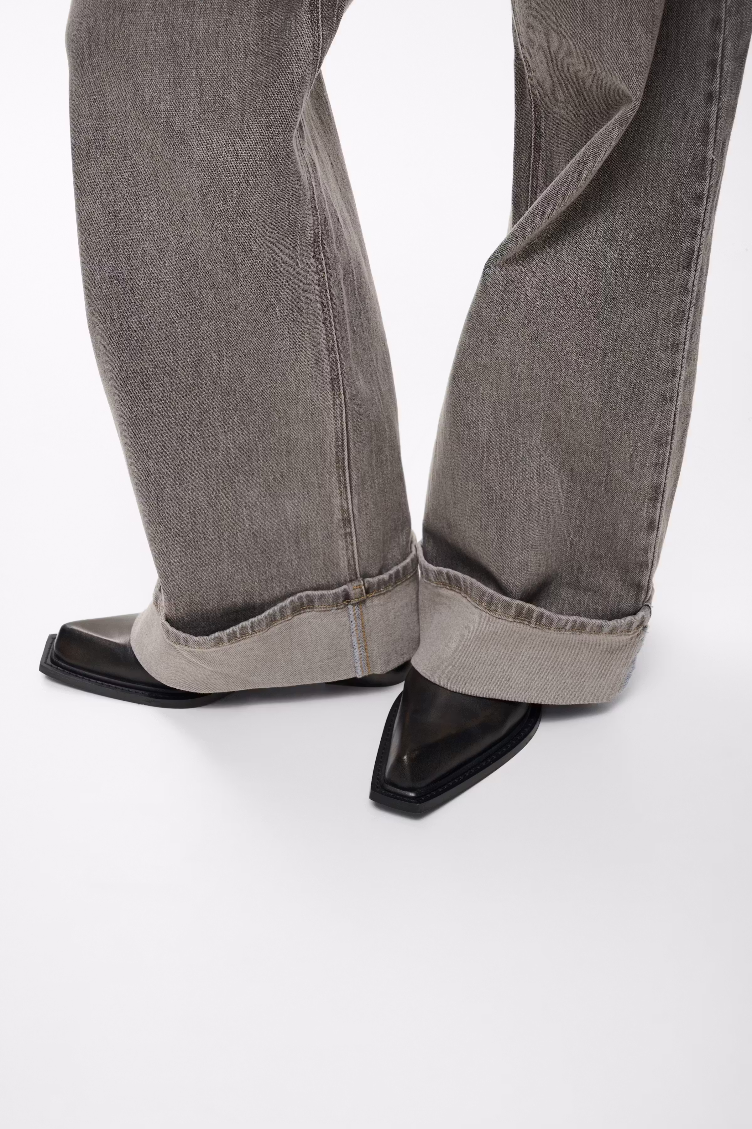 GZsara Jeans LOOKBOOK DETAIL 10910809-102235