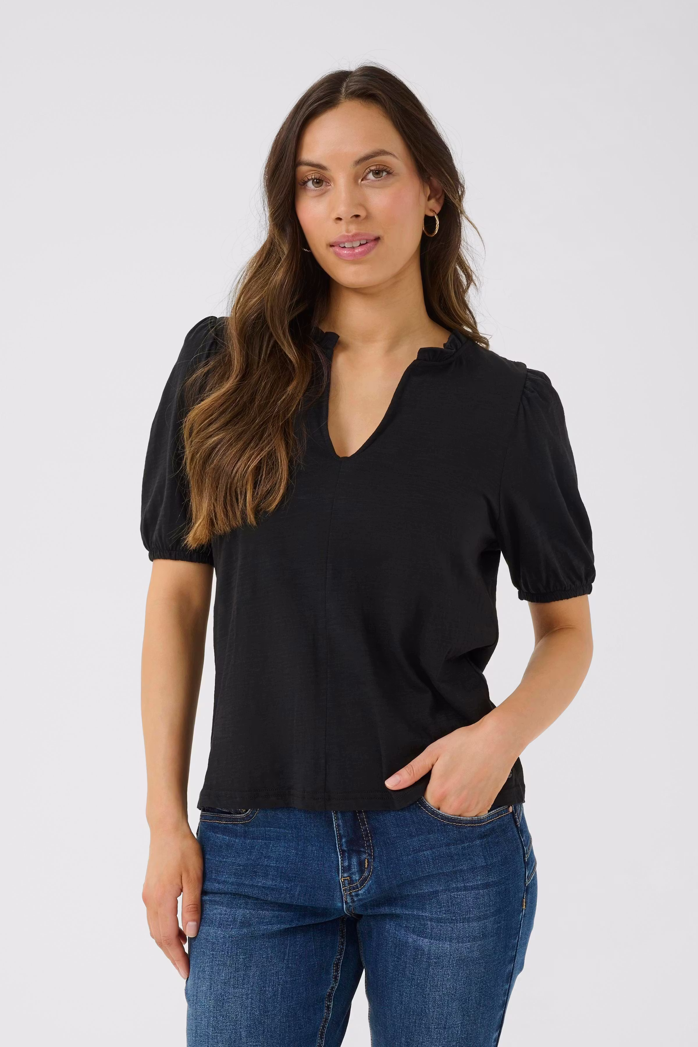 CRJanny T-shirt LOOKBOOK FRONT 10613957-100120