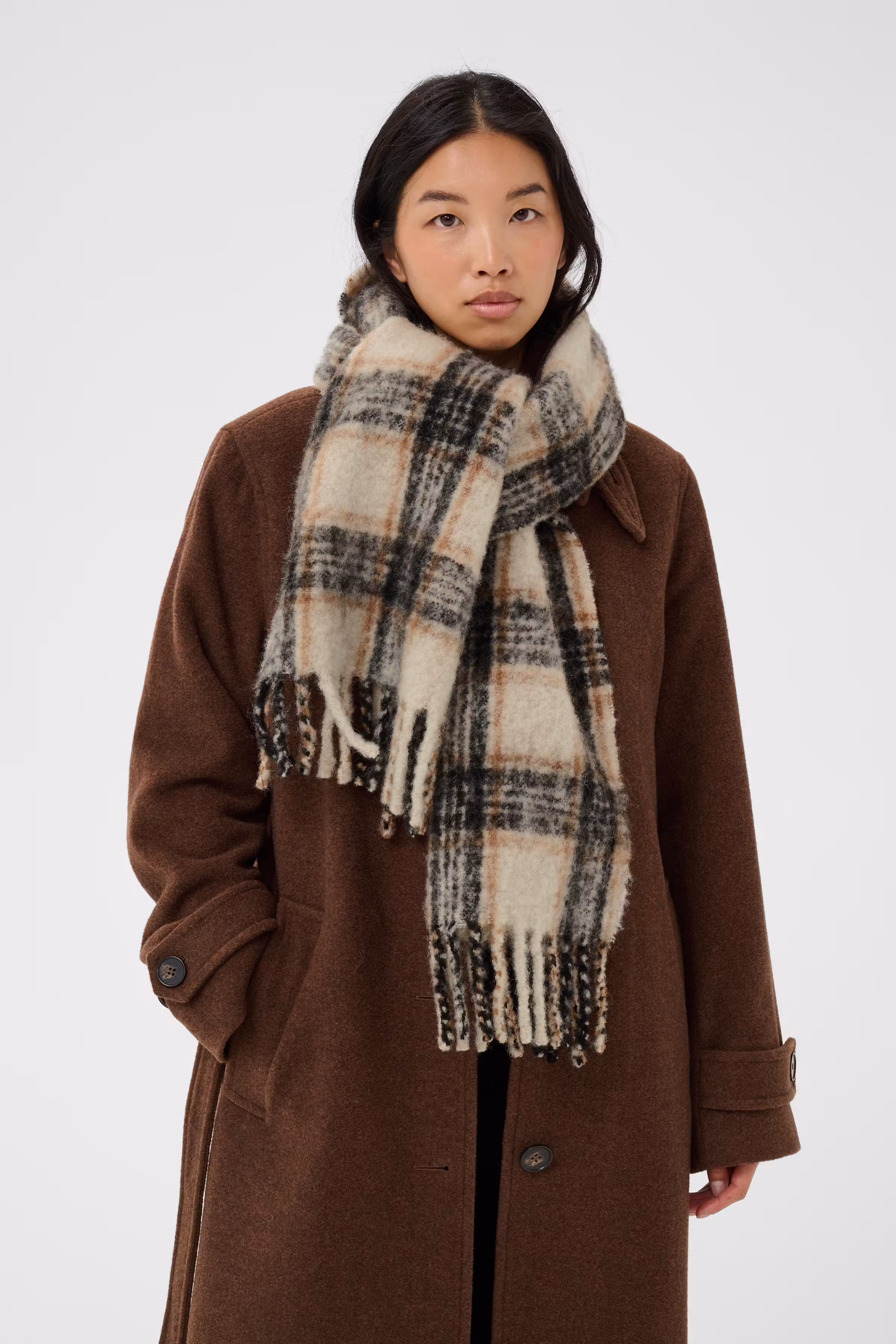 ChalenaPW Skjerf LOOKBOOK FRONT 30310721-305142