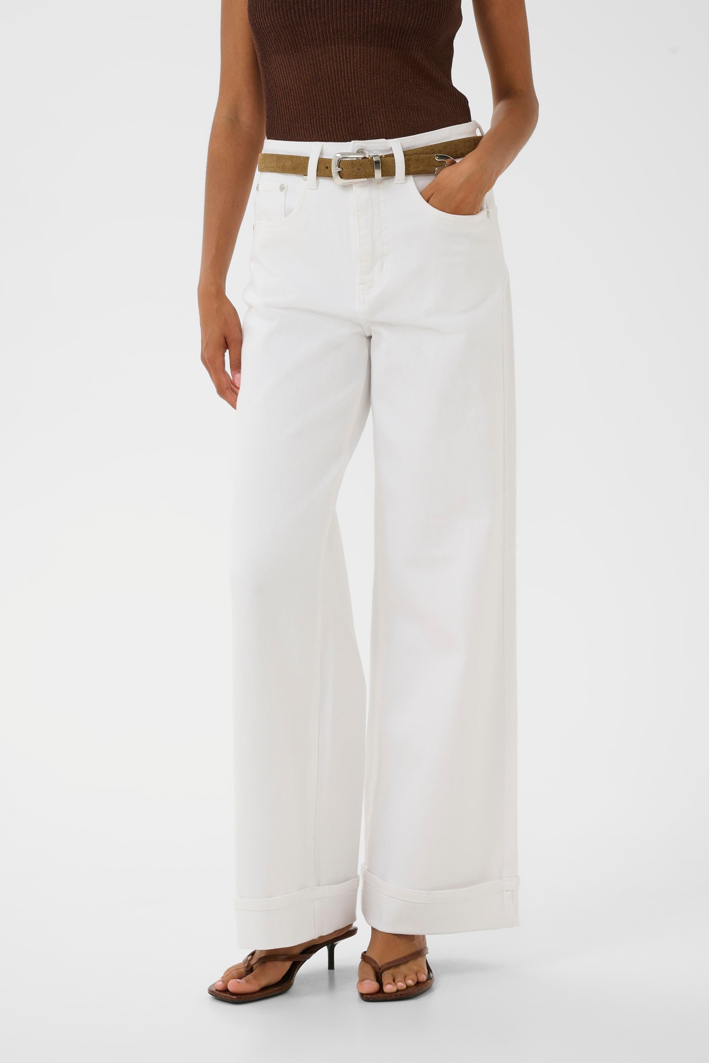 GZlivia Jeans LOOKBOOK FRONT 10911175-105805