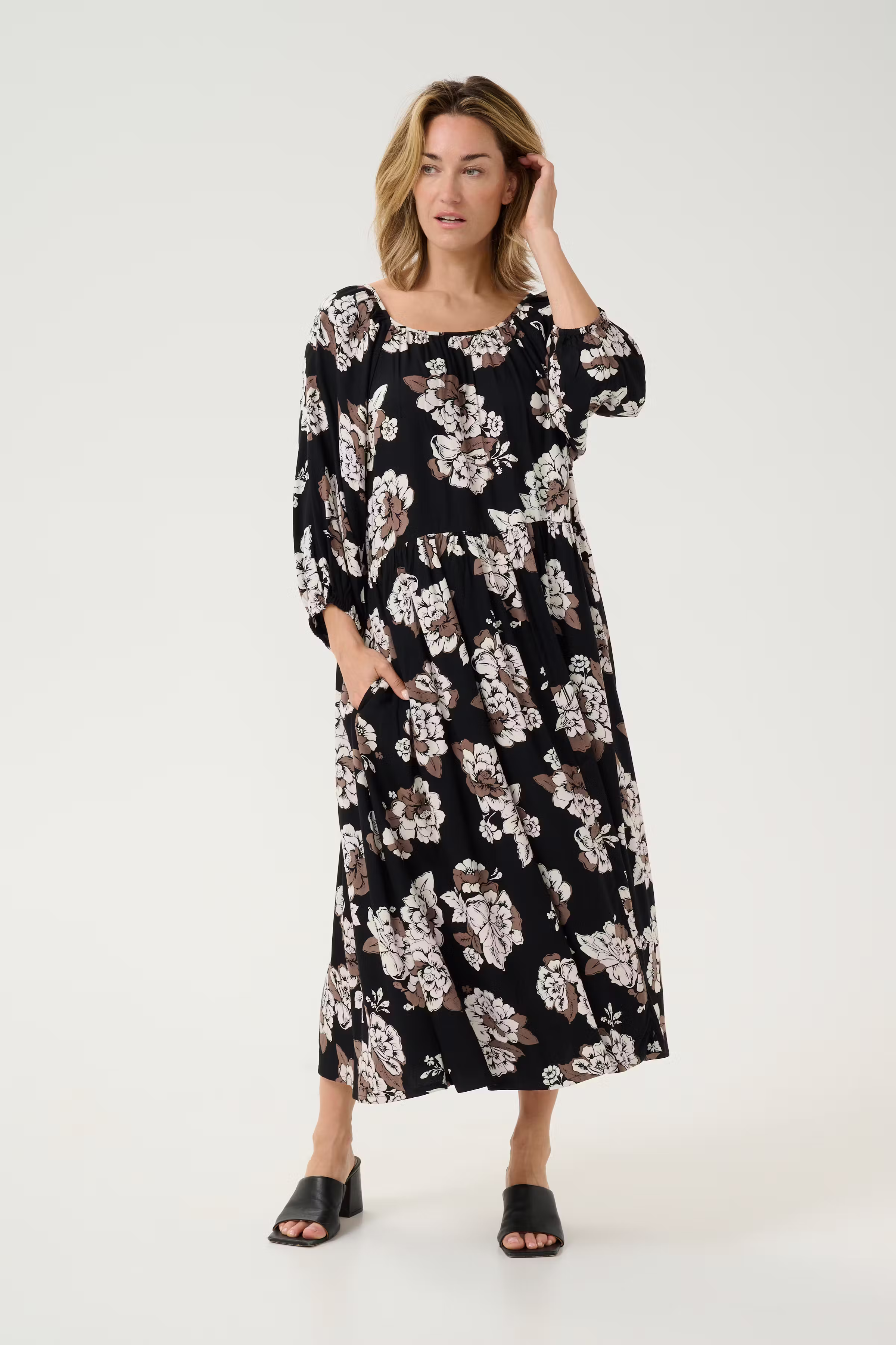 BPelena KlÃ¤nning LOOKBOOK FRONT 10590771-106754B