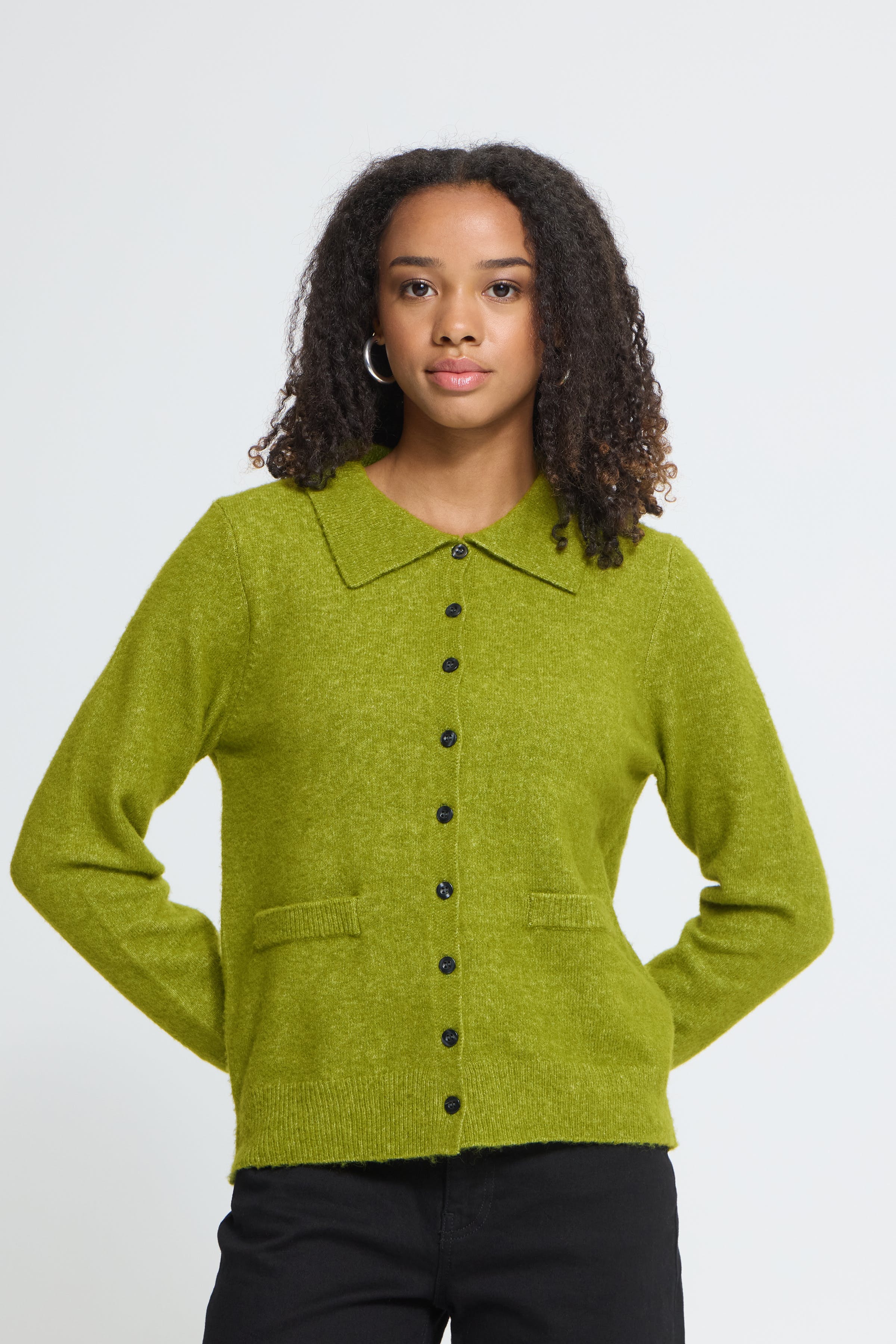 IHDASILA Cardigan LOOKBOOK FRONT 20126164-180435