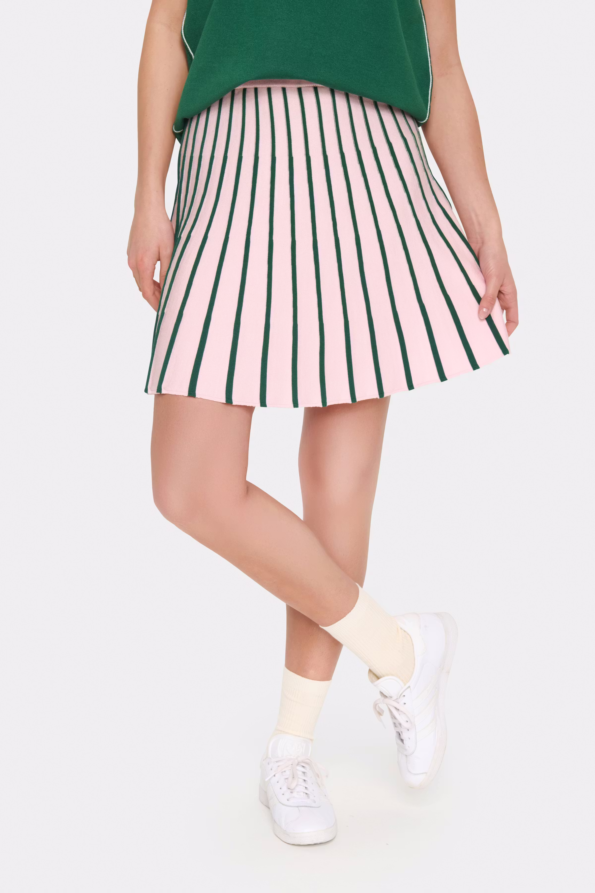 MildaSZ Kjol LOOKBOOK FRONT 30514527-132801