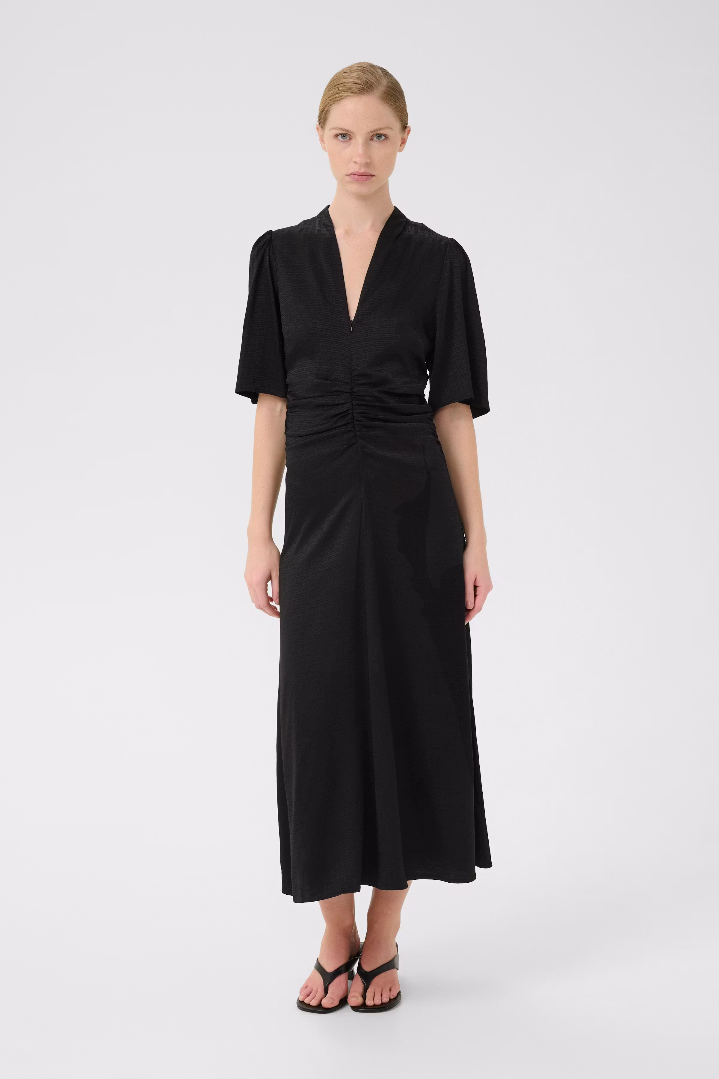 GZbianca Dress LOOKBOOK FRONT 10909893-100017