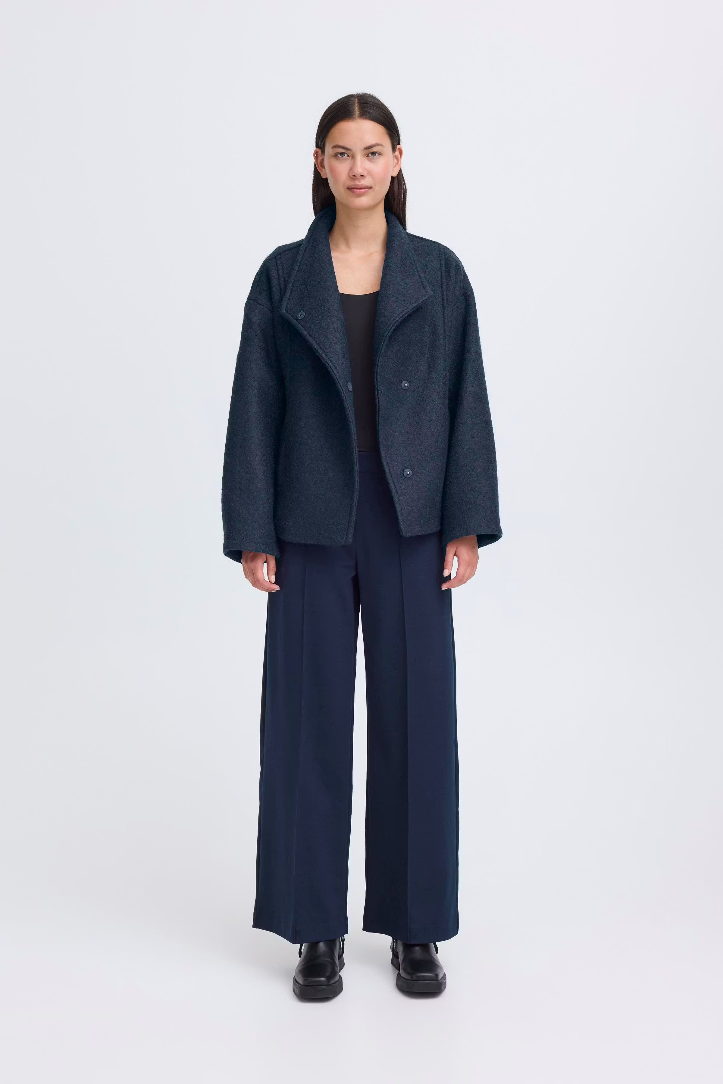 IHSTIPA Yttertøy LOOKBOOK FRONT 20123088-194013