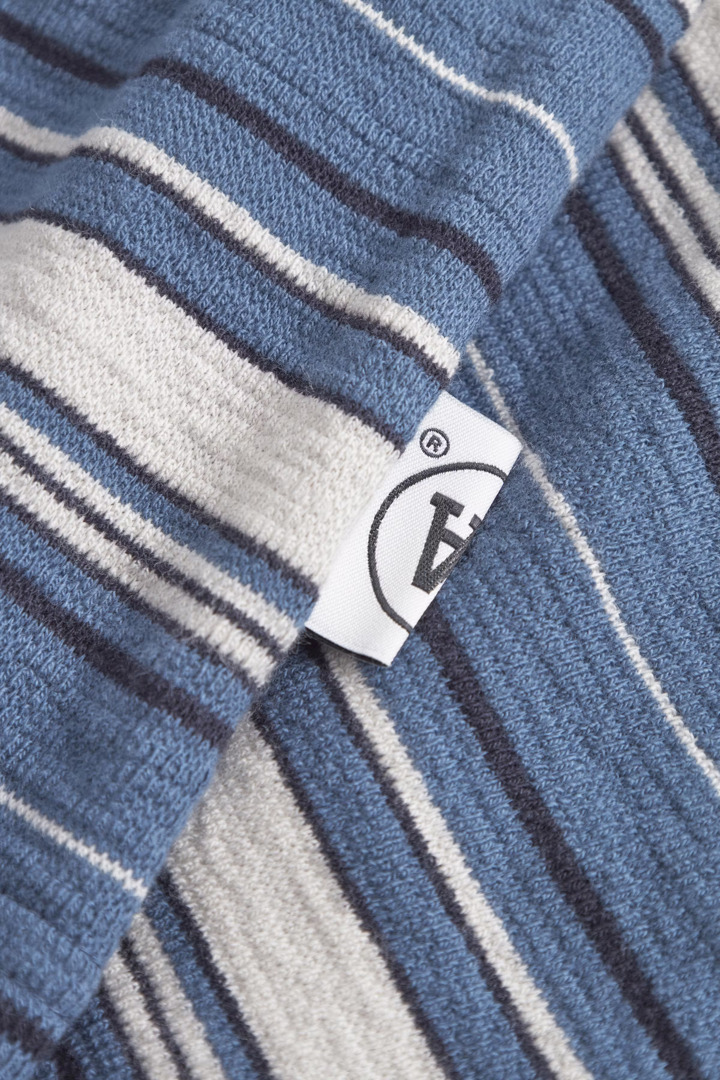 WWColton Poloshirt PACK DETAIL 30251541-304133