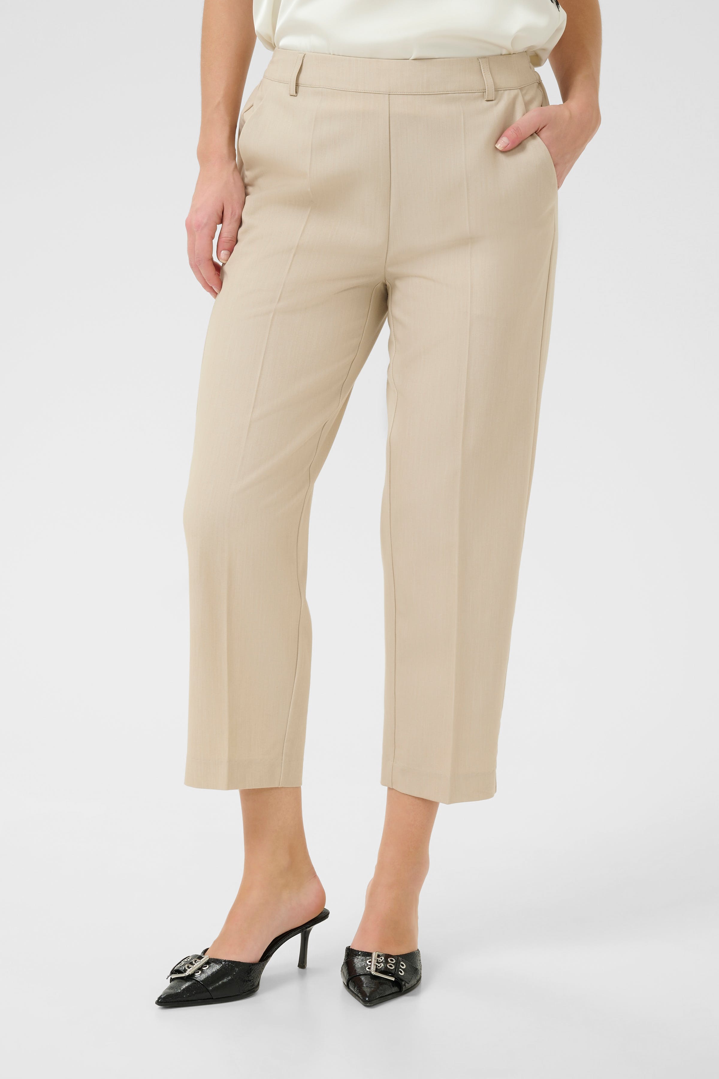 KAsakura Trousers LOOKBOOK FRONT 10506127-1513051