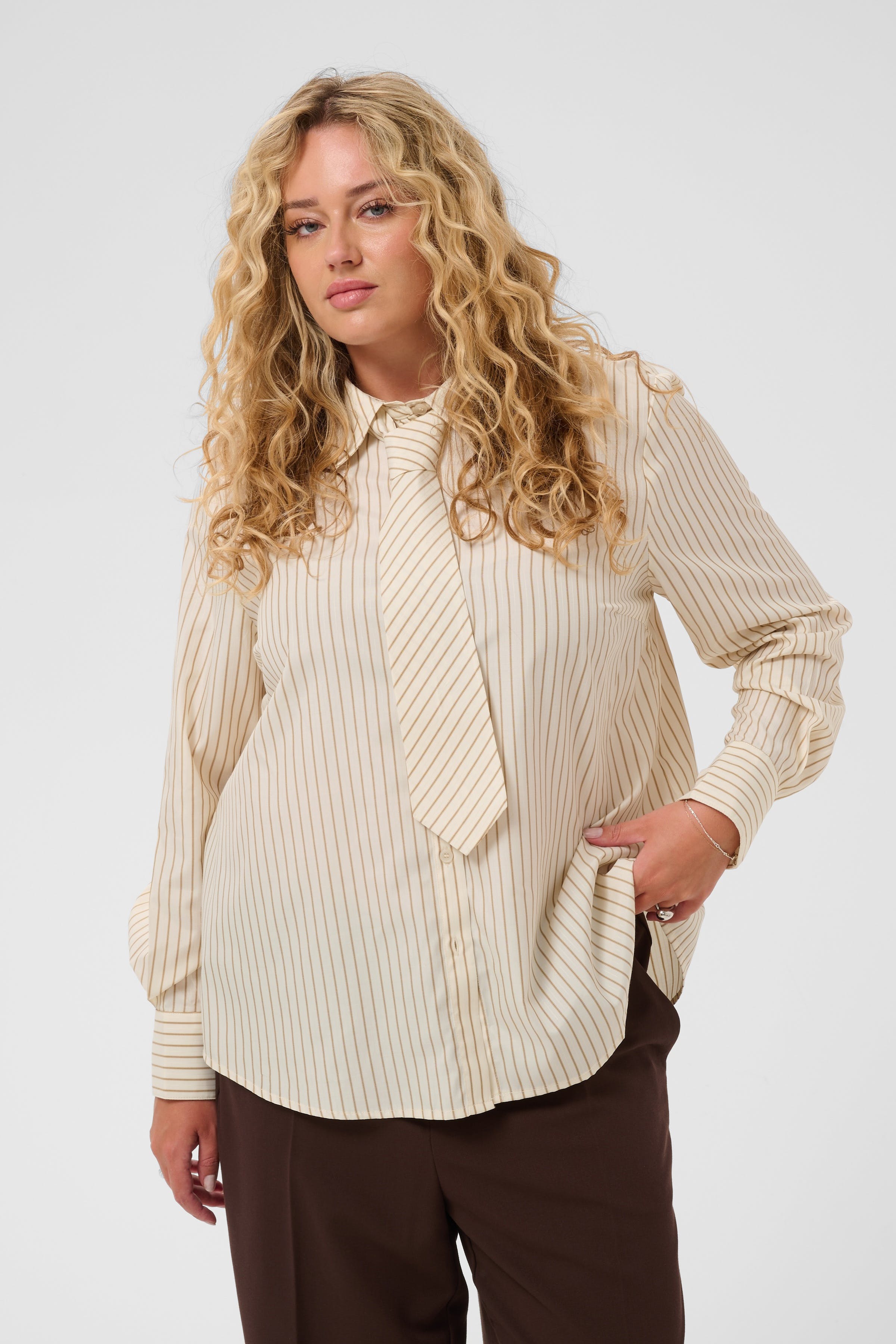 KCliama Shirt LOOKBOOK FRONT 10584923-1000717