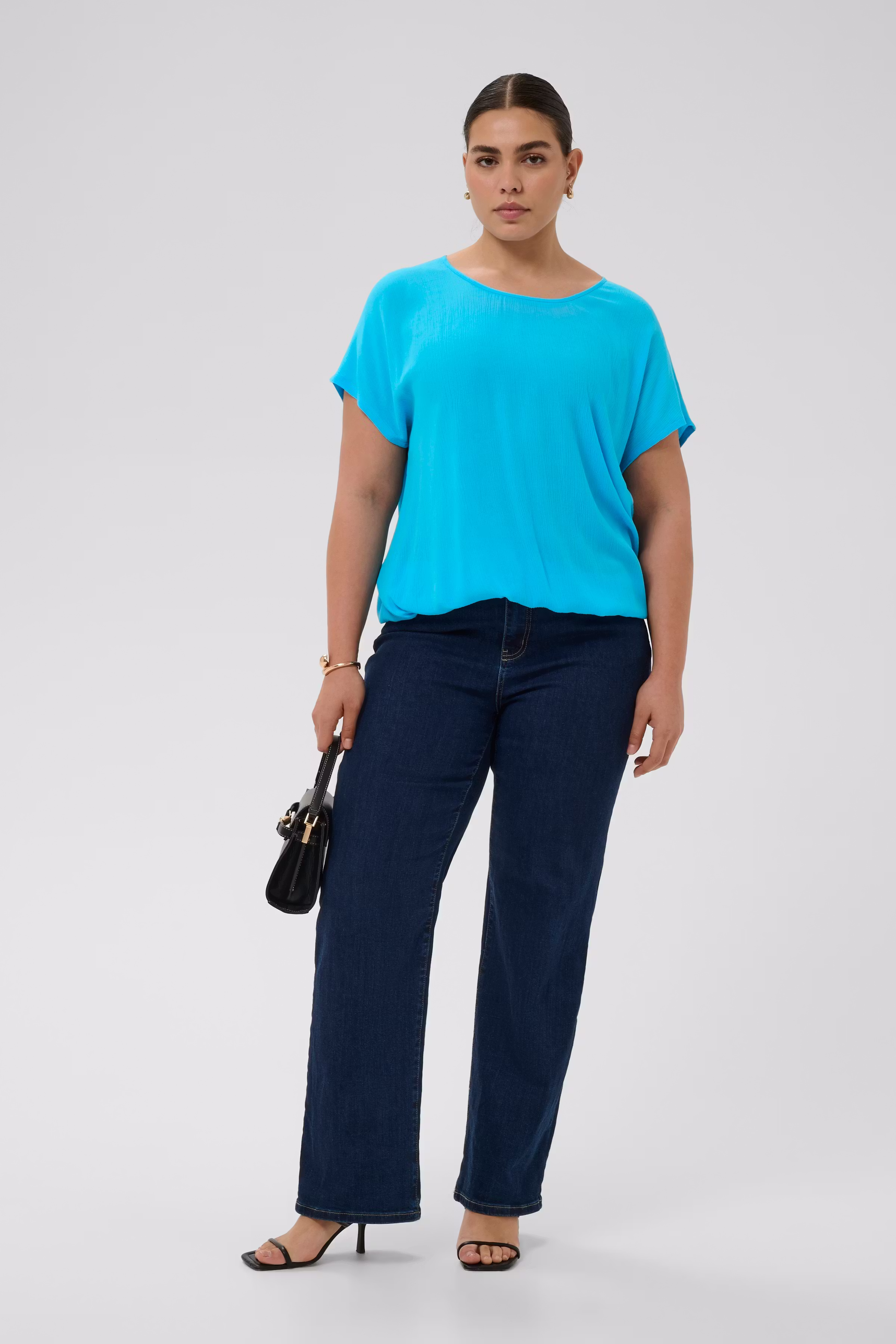 KCami Bluse LOOKBOOK FRONT 10580267-164530