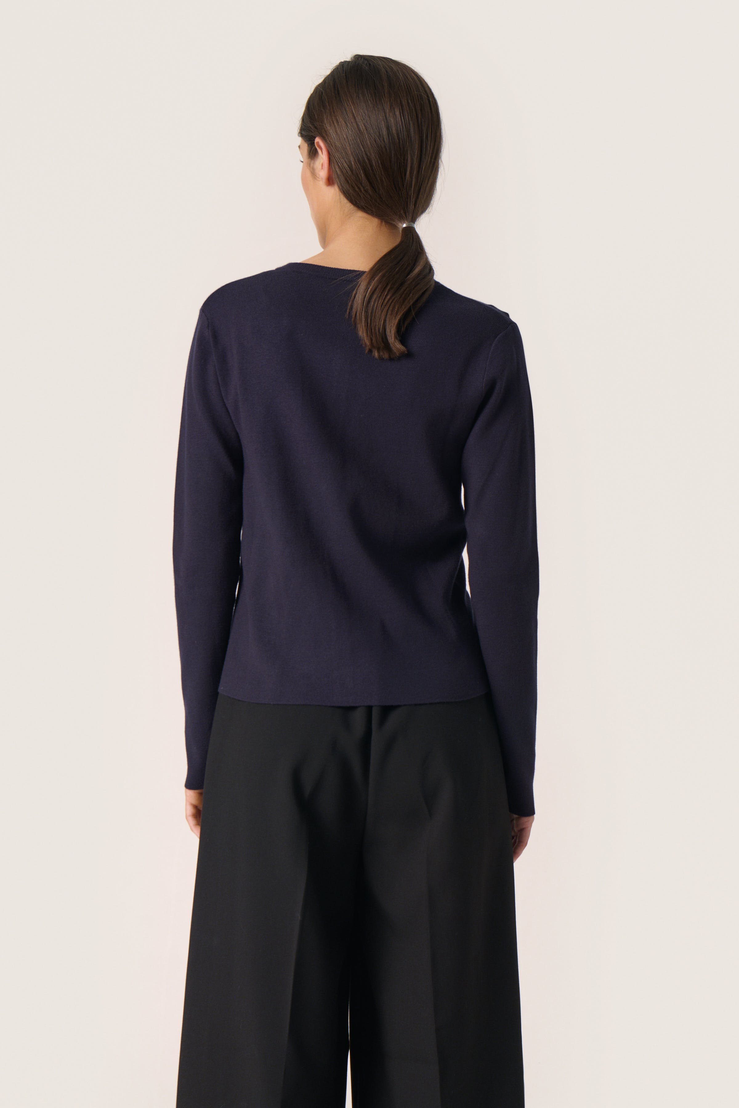 SLSpina Cardigan LOOKBOOK BACK 30408153-193924