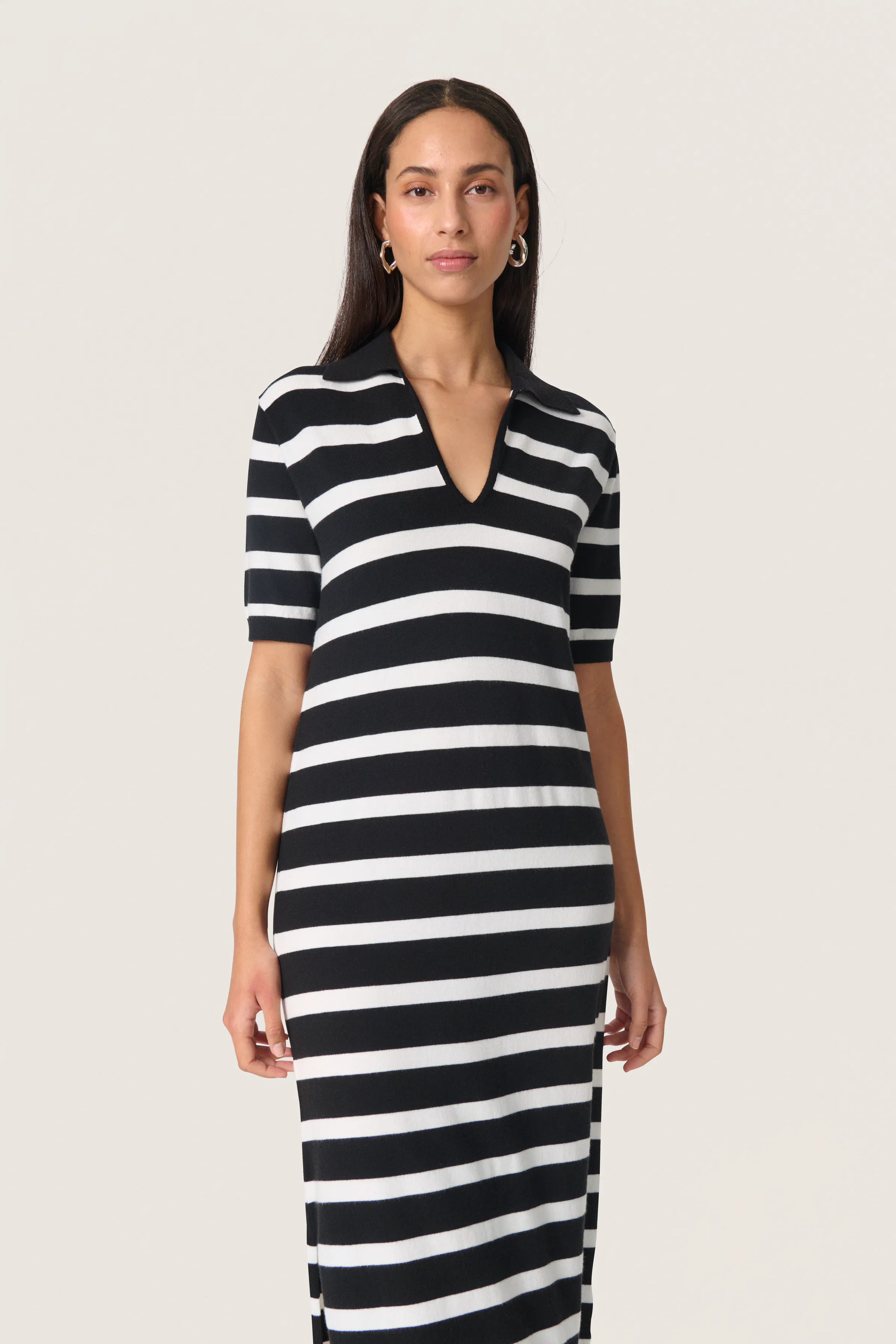 SLSpina Dress LOOKBOOK FRONT 30408491-304046