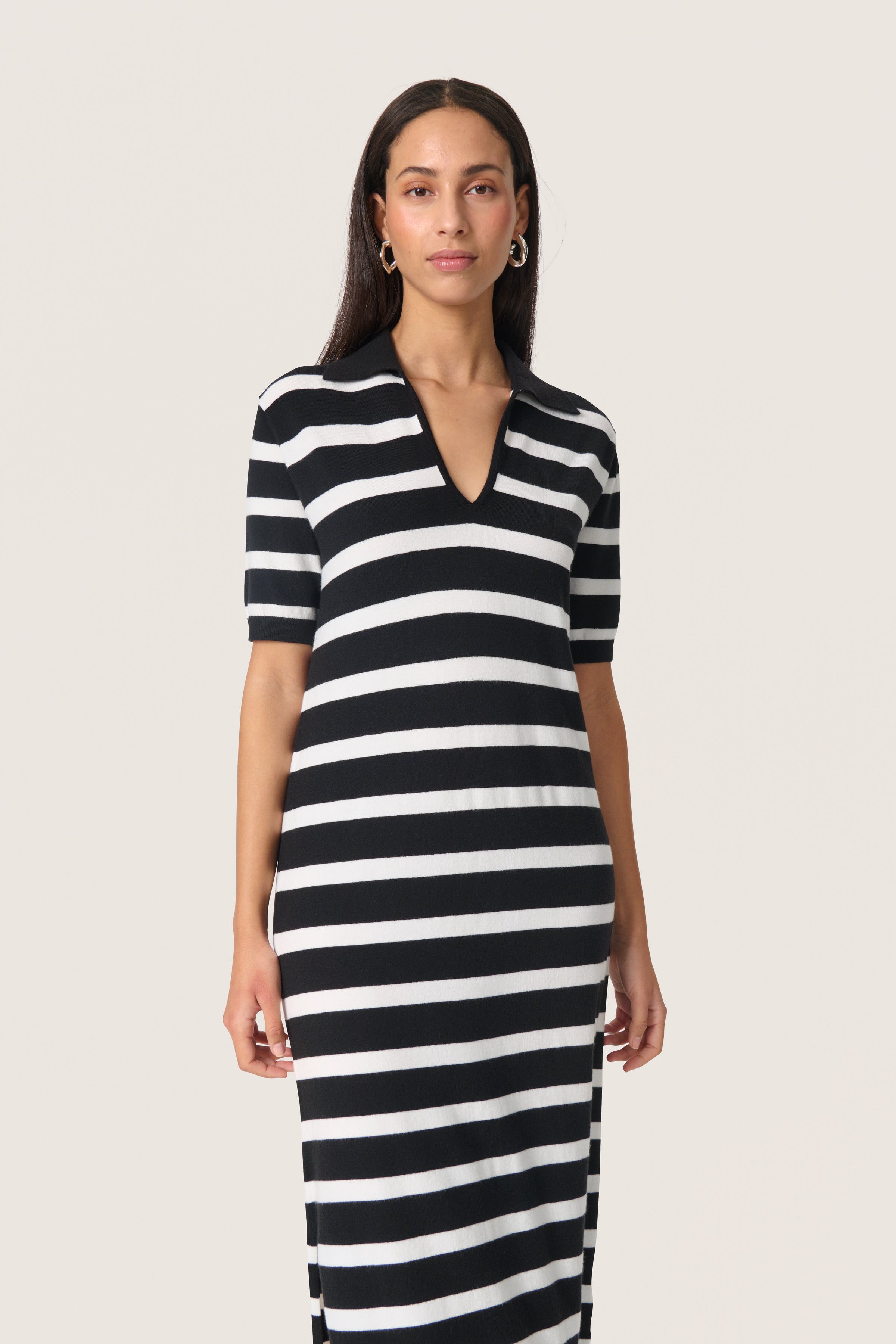 SLSpina Dress LOOKBOOK FRONT 30408491-304046