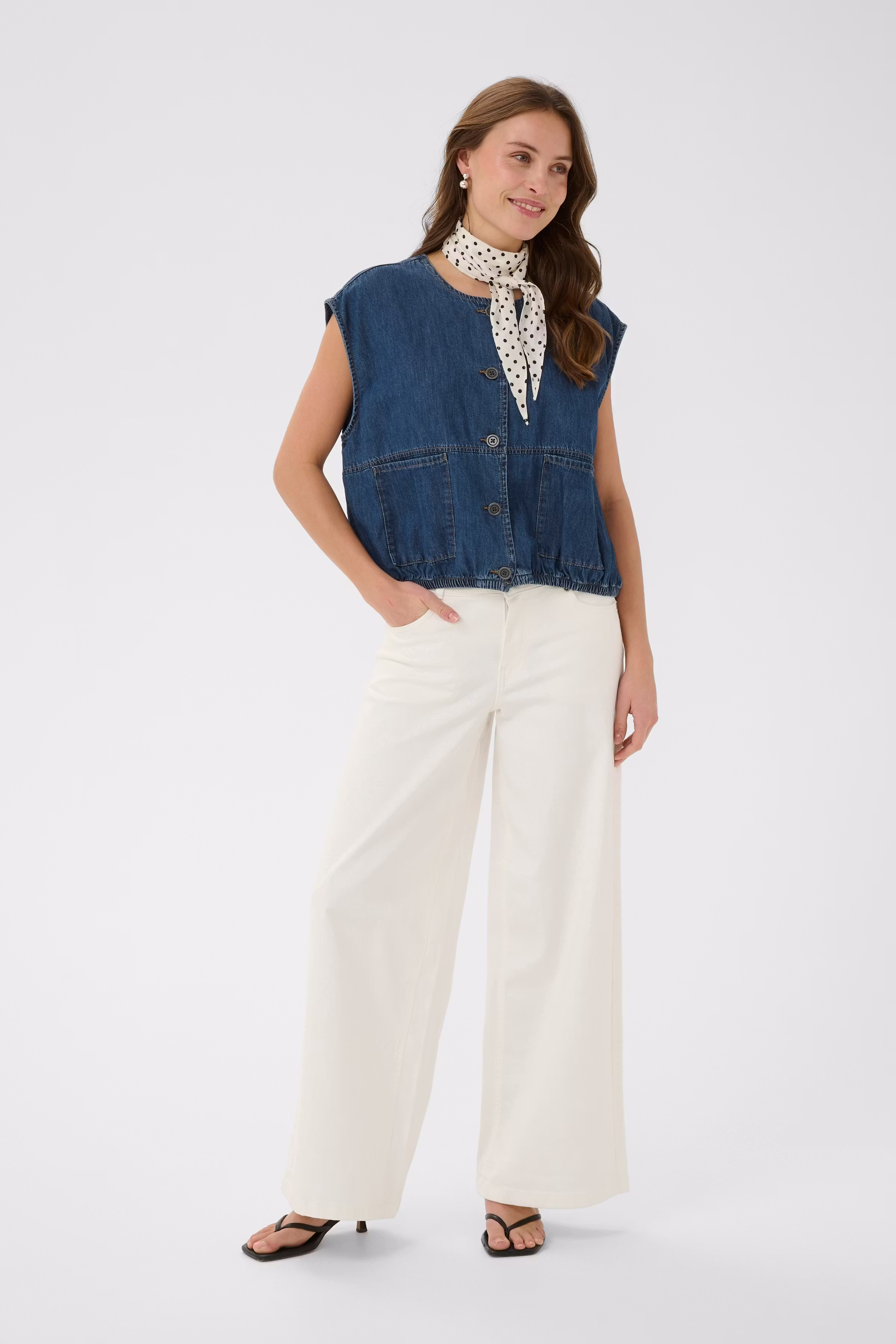 CUlava Vest LOOKBOOK FRONT 50113060-500029