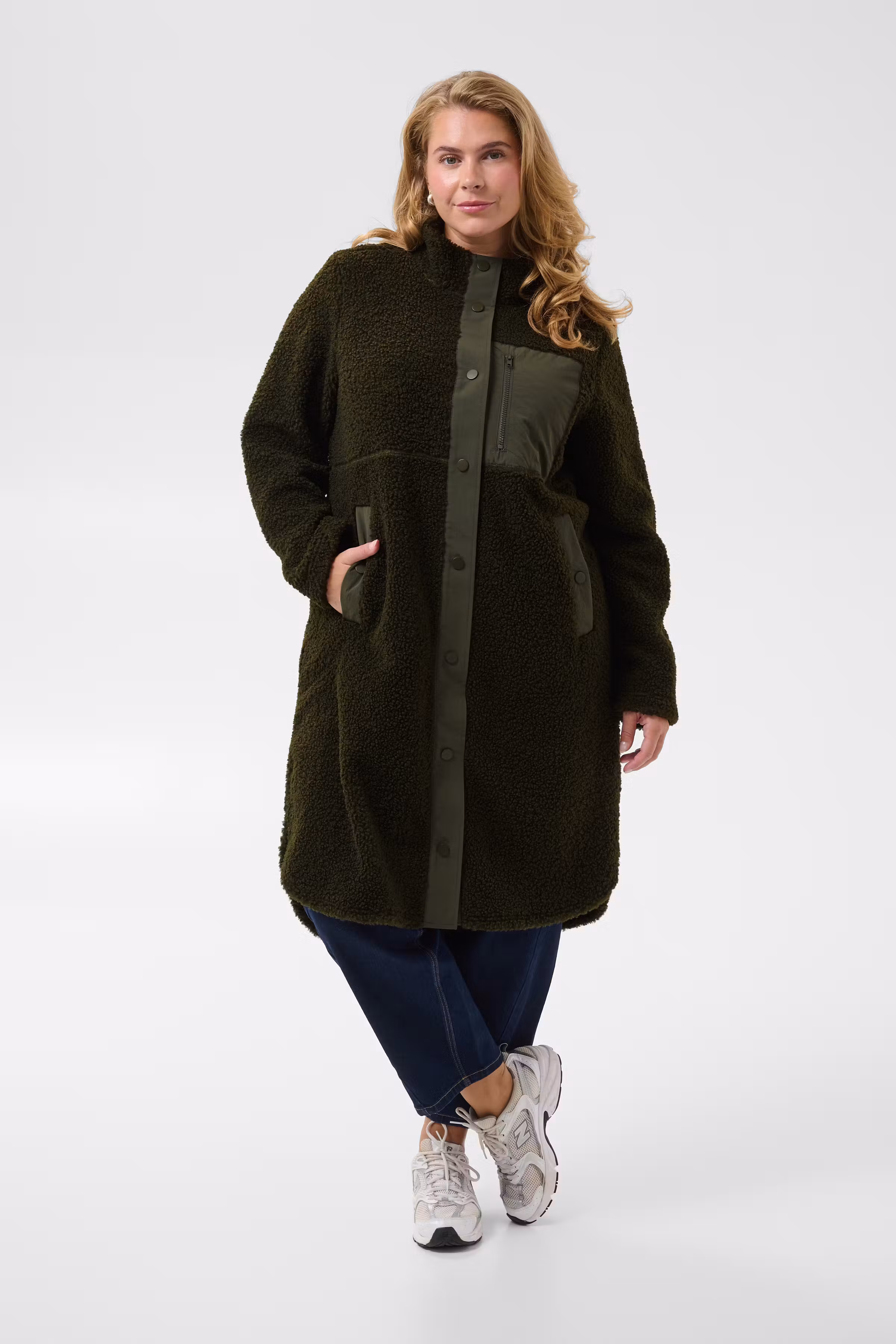 KCsally Frakke LOOKBOOK FRONT 10584763-190414