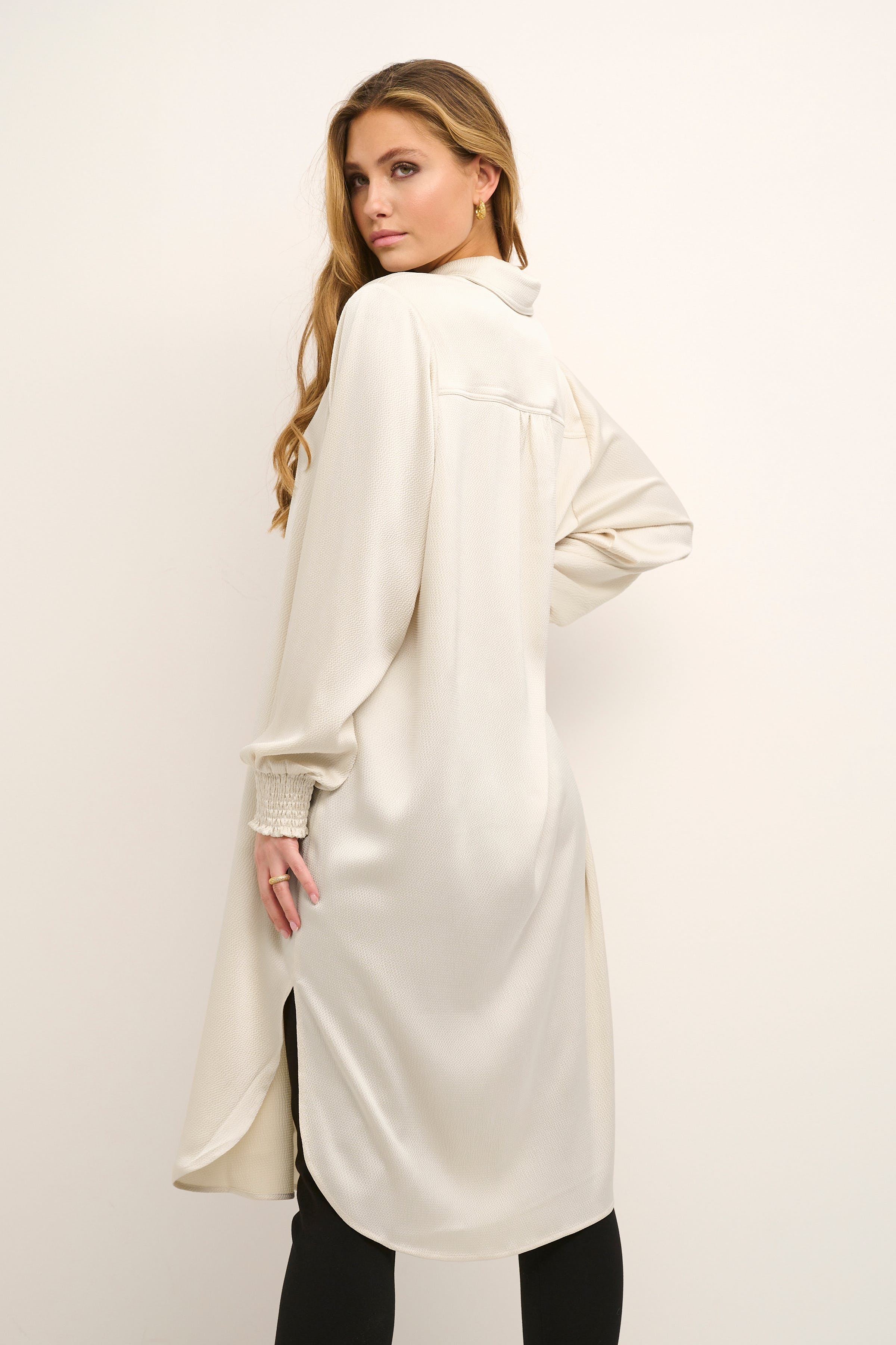 KAilse Robe LOOKBOOK BACK 10506937-131106