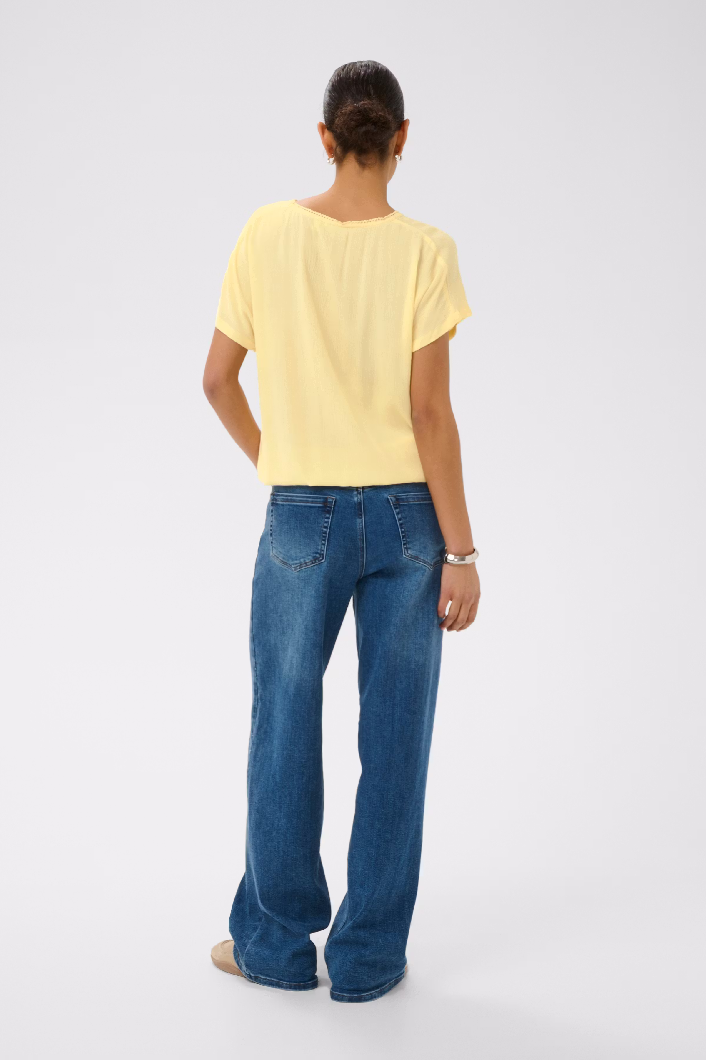 KAamber Bluse LOOKBOOK BACK 10512514-130822