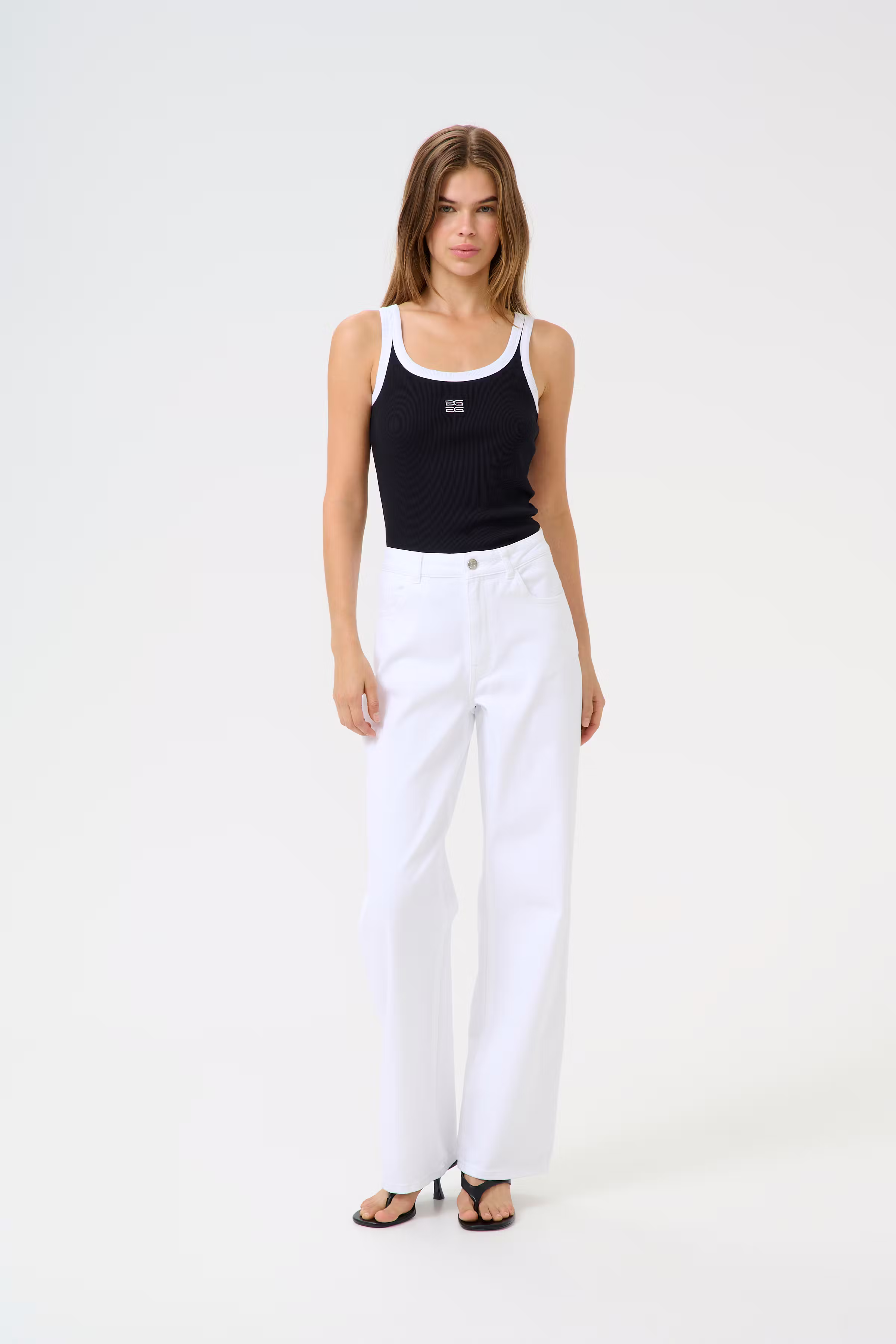 GZzolina Jeans LOOKBOOK FRONT 10910265-105805