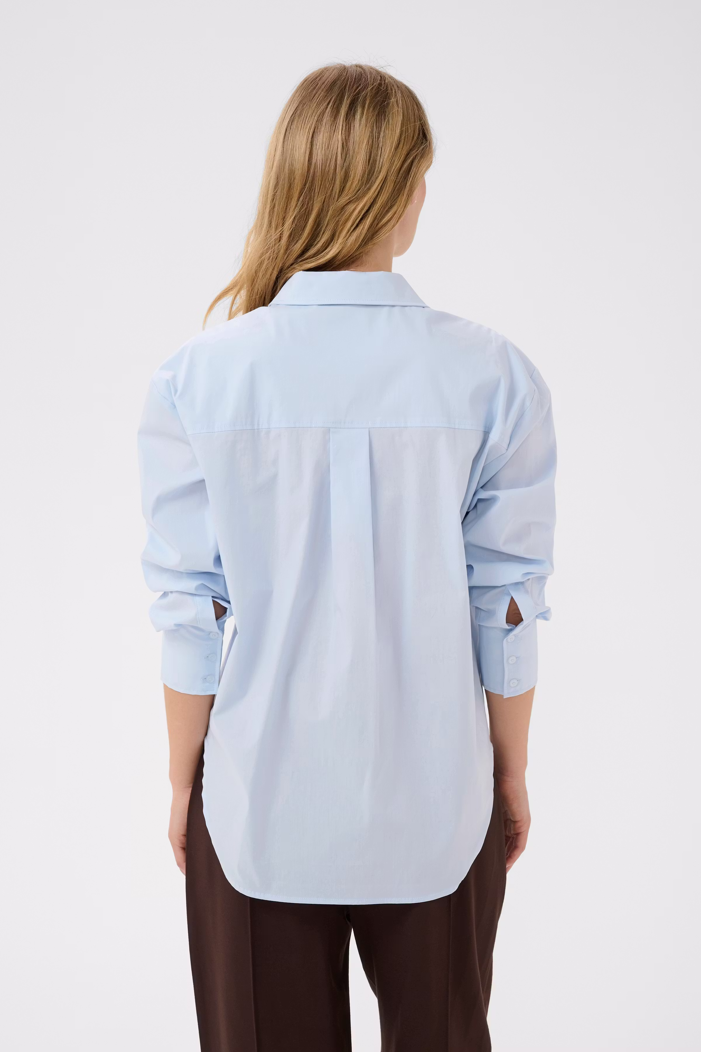 ZaynaPW Shirt LOOKBOOK BACK 30310288-144110