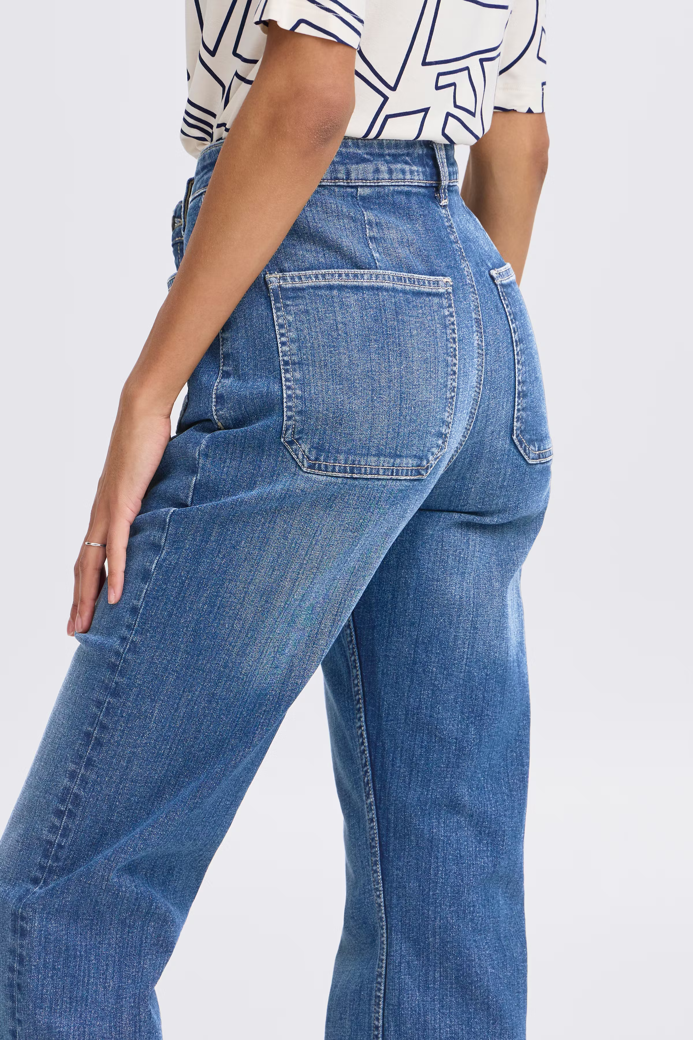 BYKOMMA Jeans LOOKBOOK DETAIL 20816177-200461