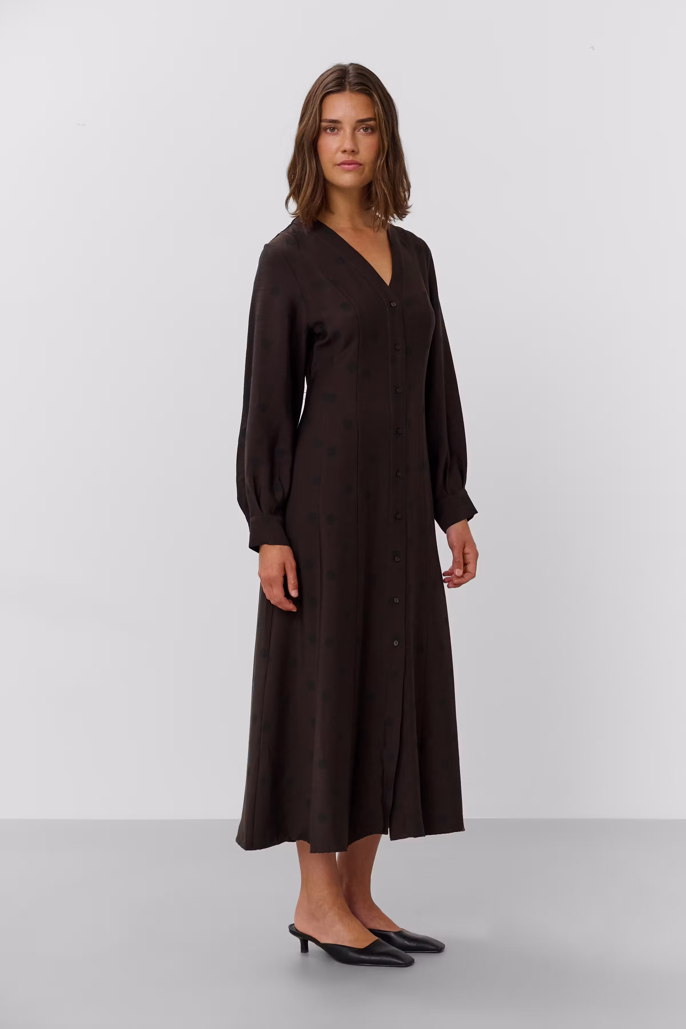 SLIdola Kjole LOOKBOOK FRONT 30410041-305817