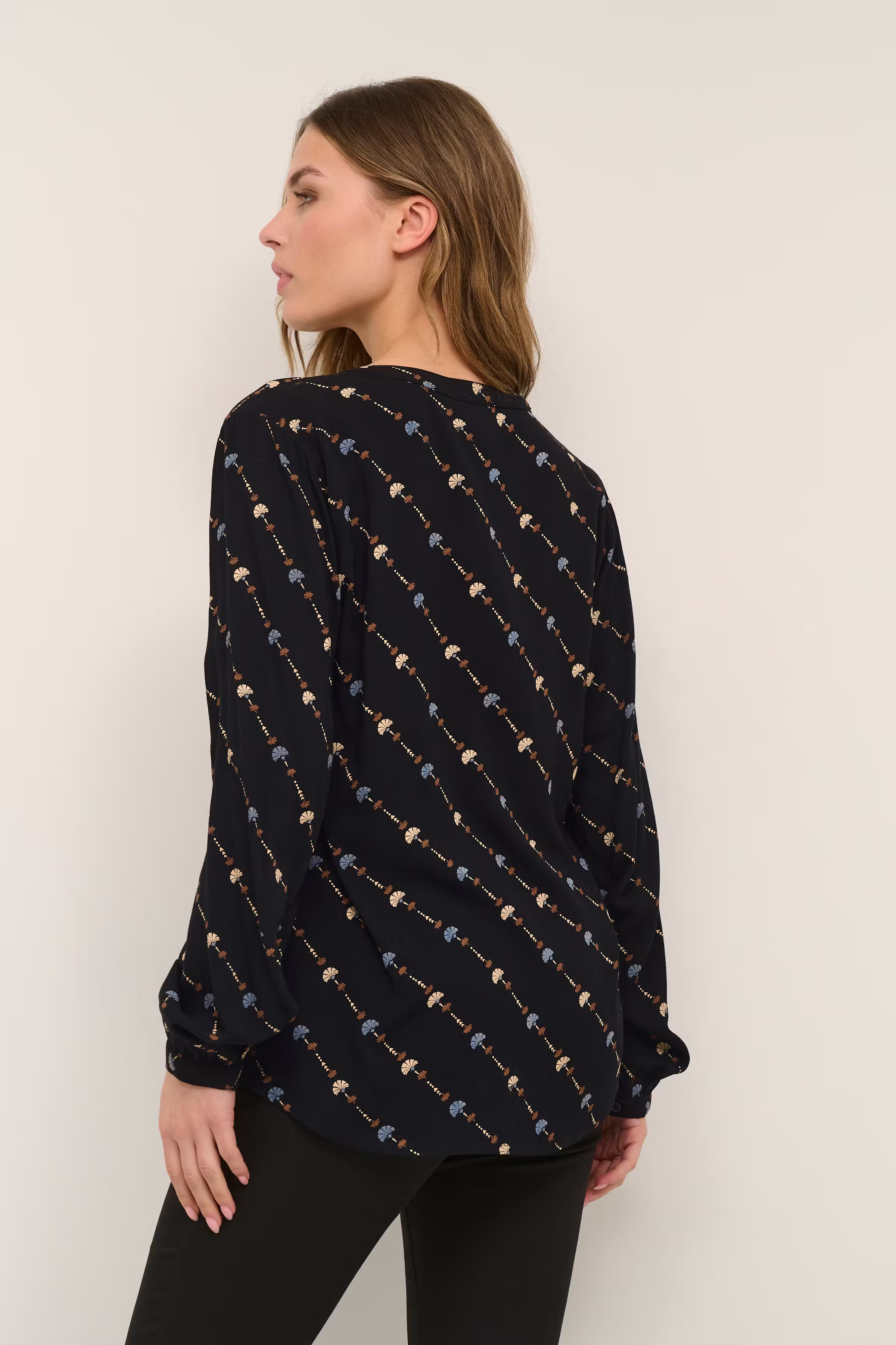 KAliram Bluse LOOKBOOK BACK 10506823-103291