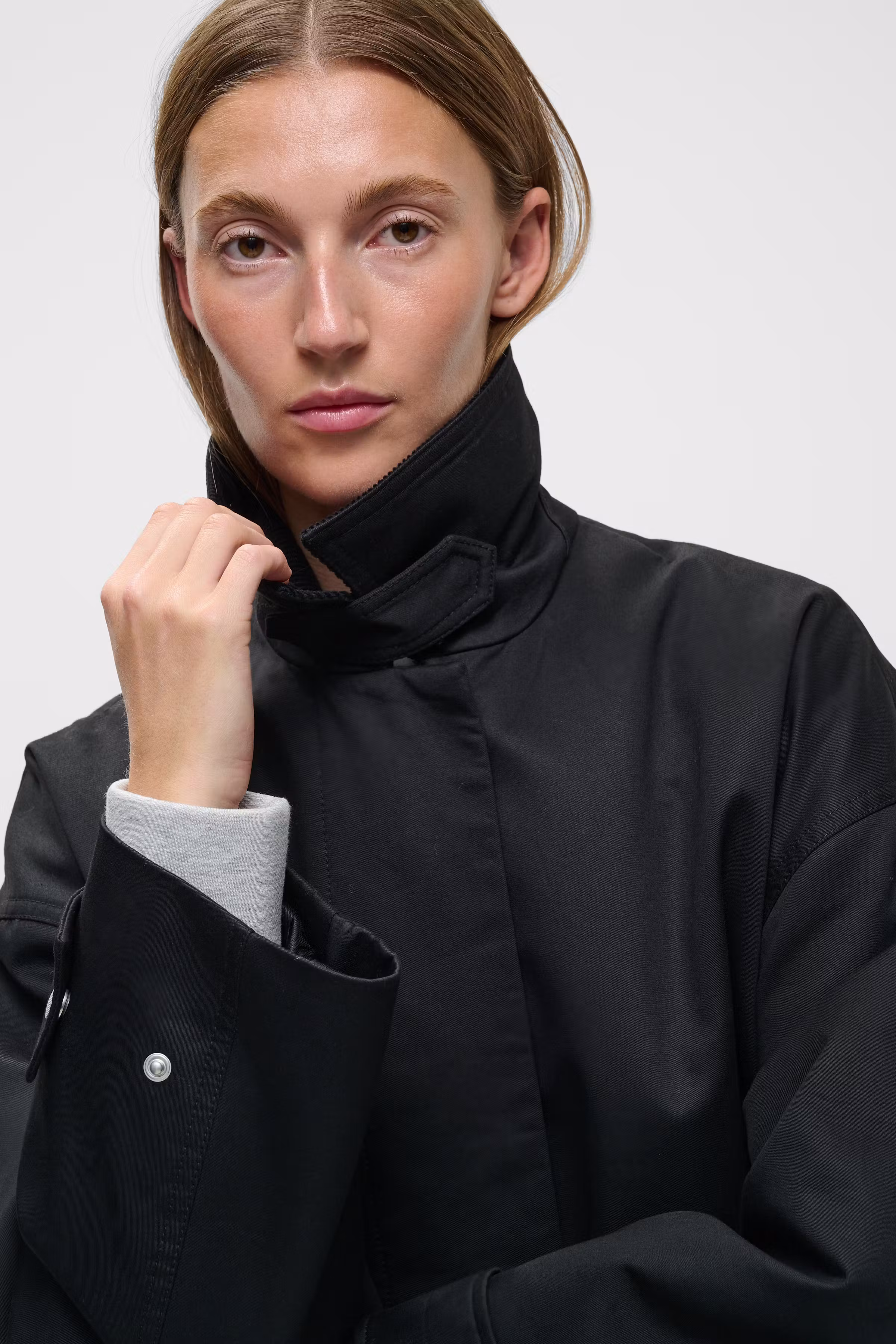 HUNTERYIW Mantel LOOKBOOK DETAIL 30112706-194008