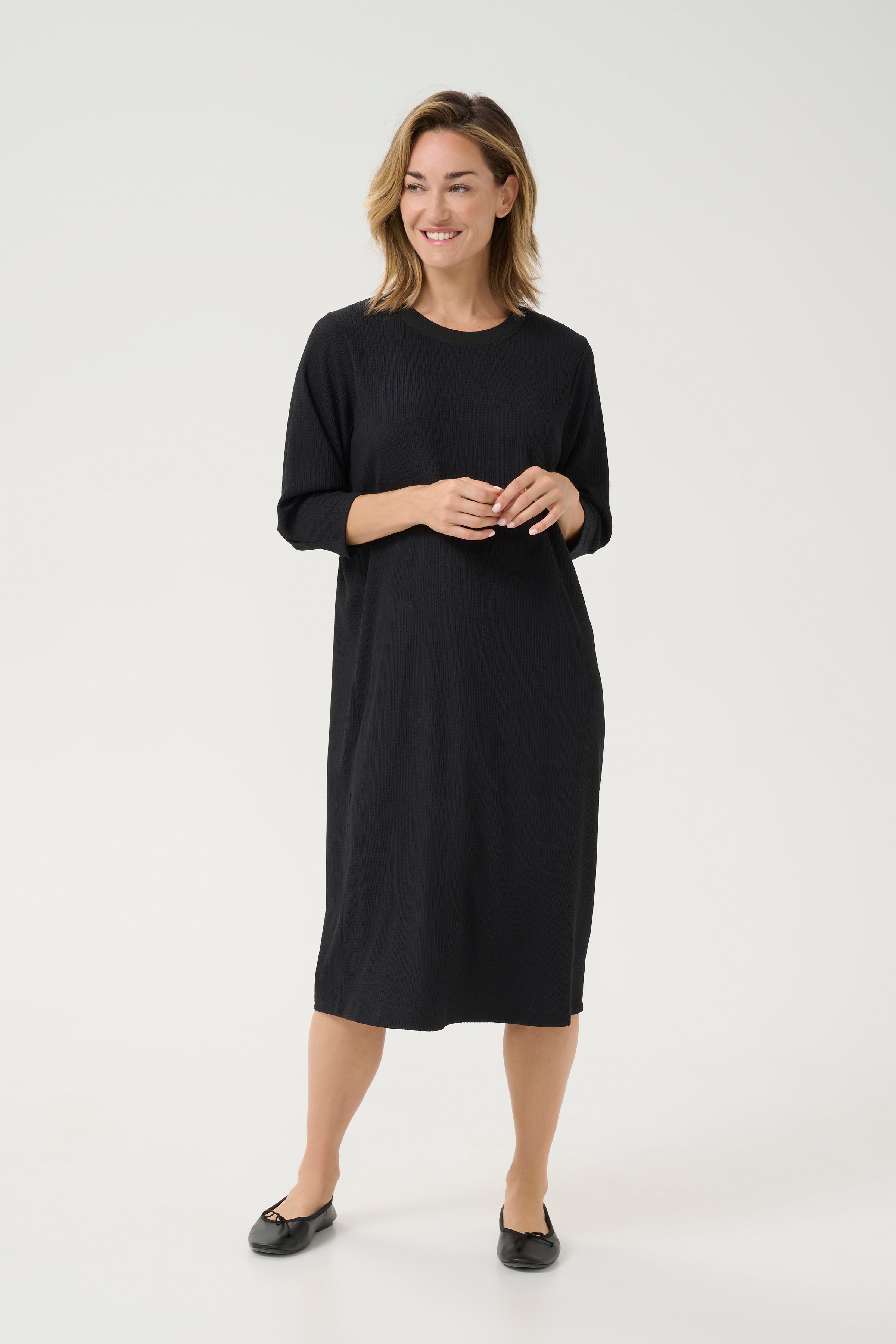 BPnella Kleid LOOKBOOK FRONT 10590799-100121B