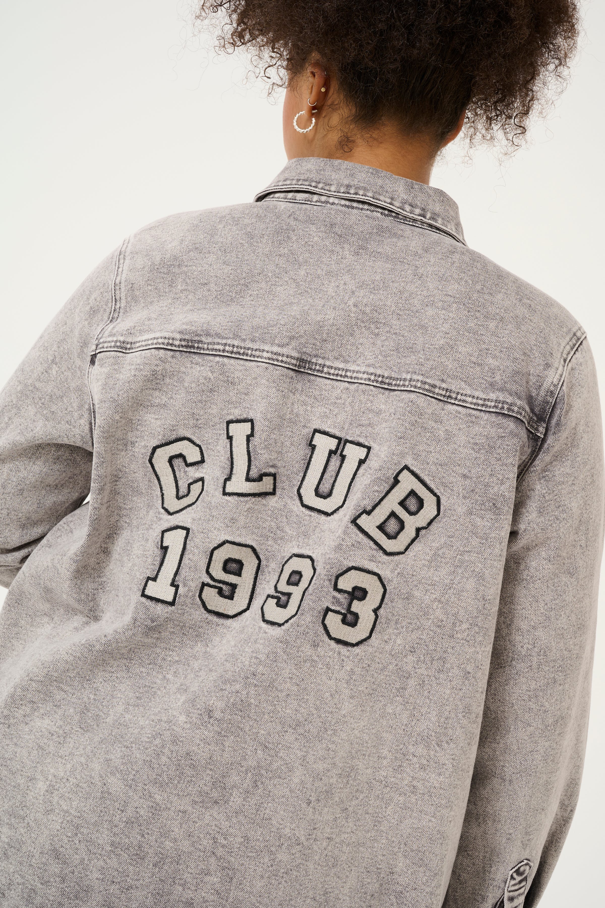 KCamelina Denim Shirt LOOKBOOK DETAIL 10583018-107107