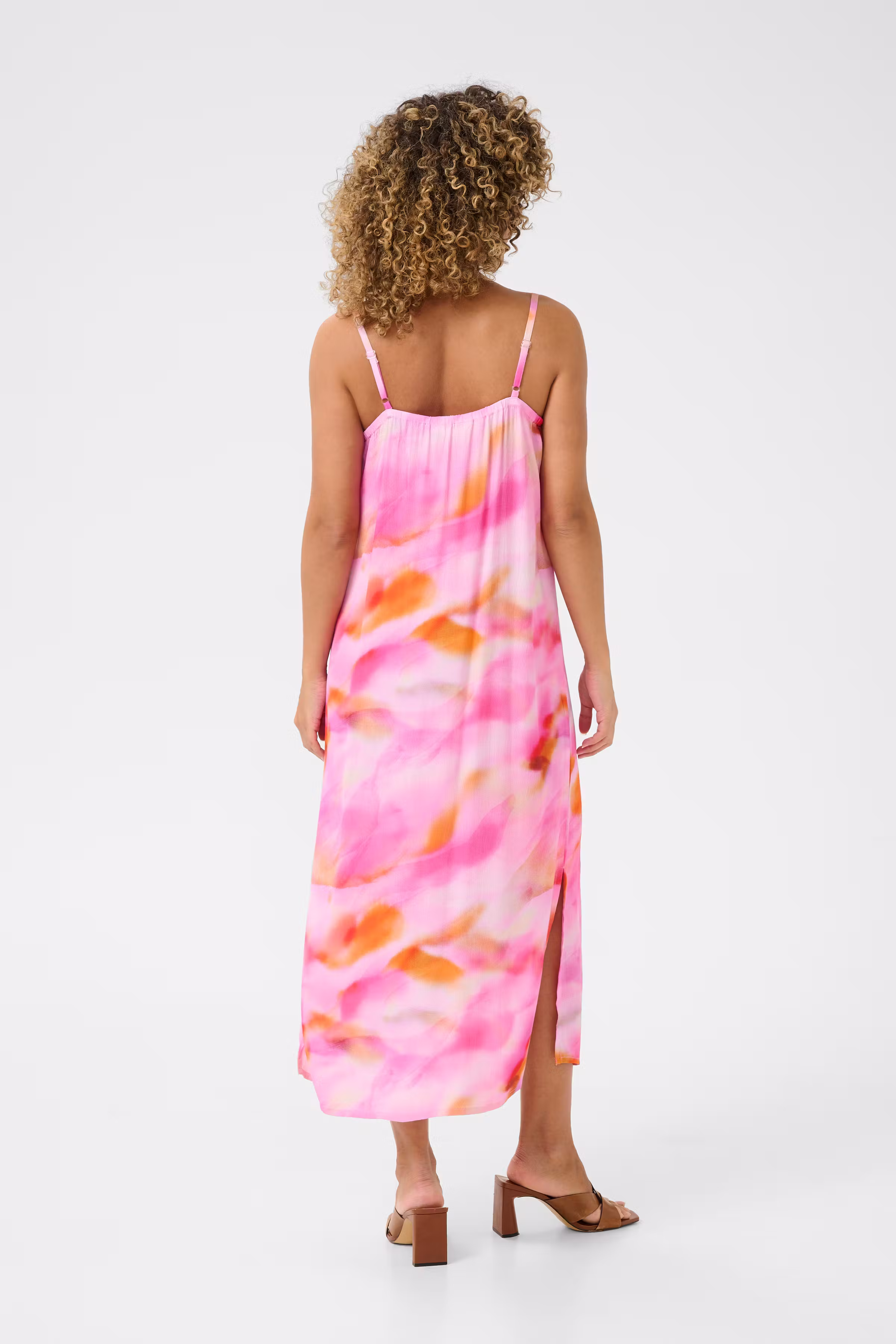 CRNana Dress LOOKBOOK BACK 10613609-107563