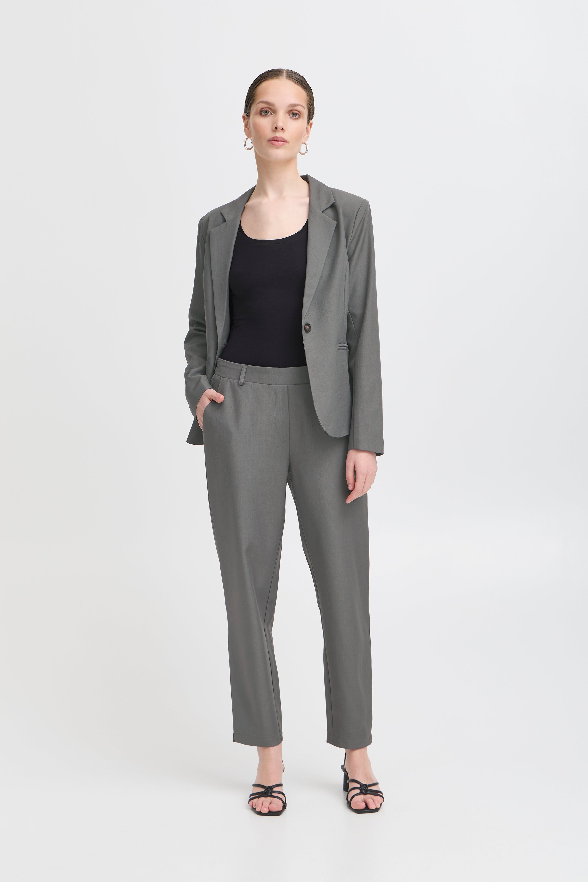 IXDORTHEA Trousers LOOKBOOK FRONT 20123721-193907