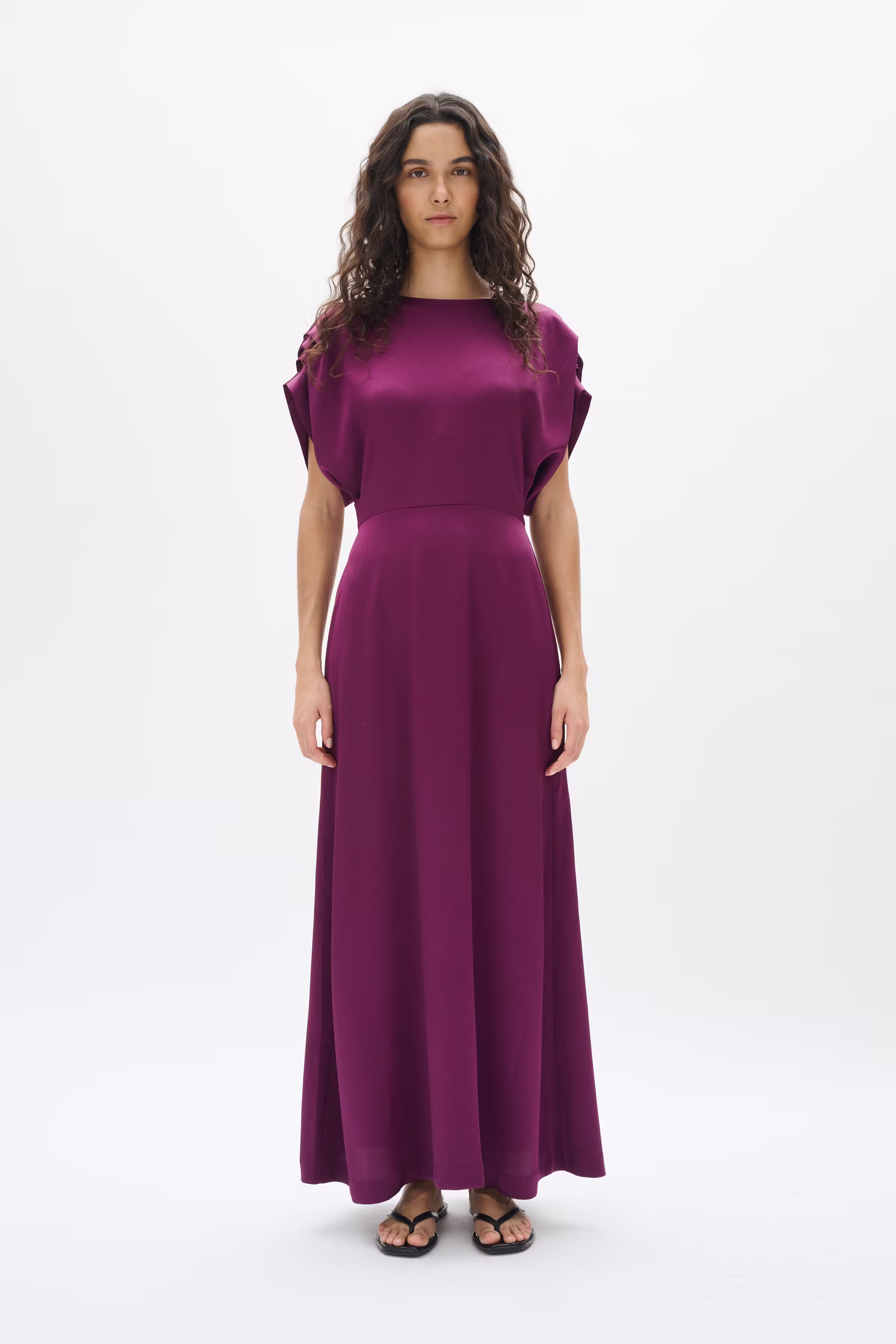 DakariIW Jurk LOOKBOOK FRONT 30110837-192429