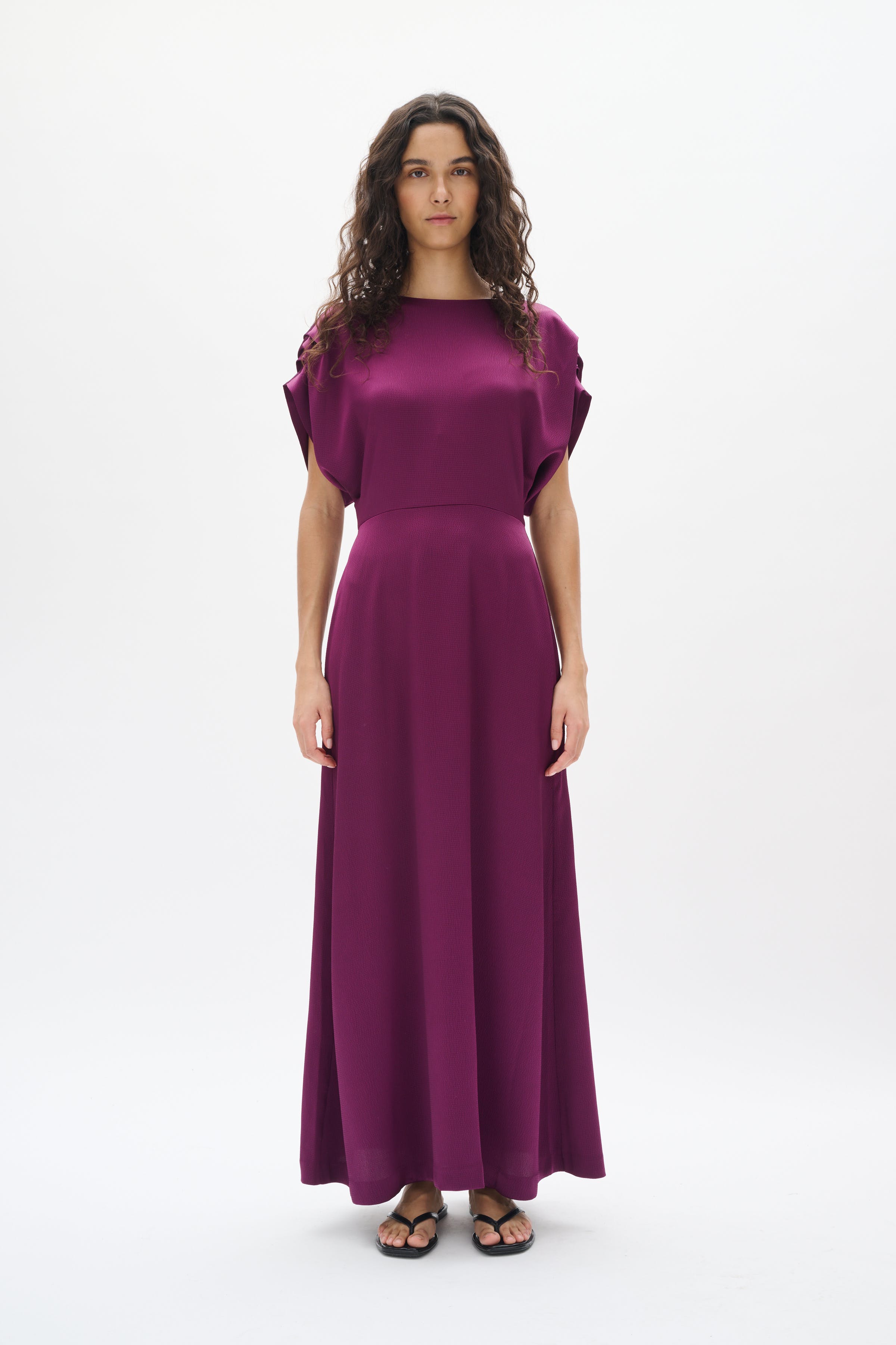 DakariIW Klänning LOOKBOOK FRONT 30110837-192429