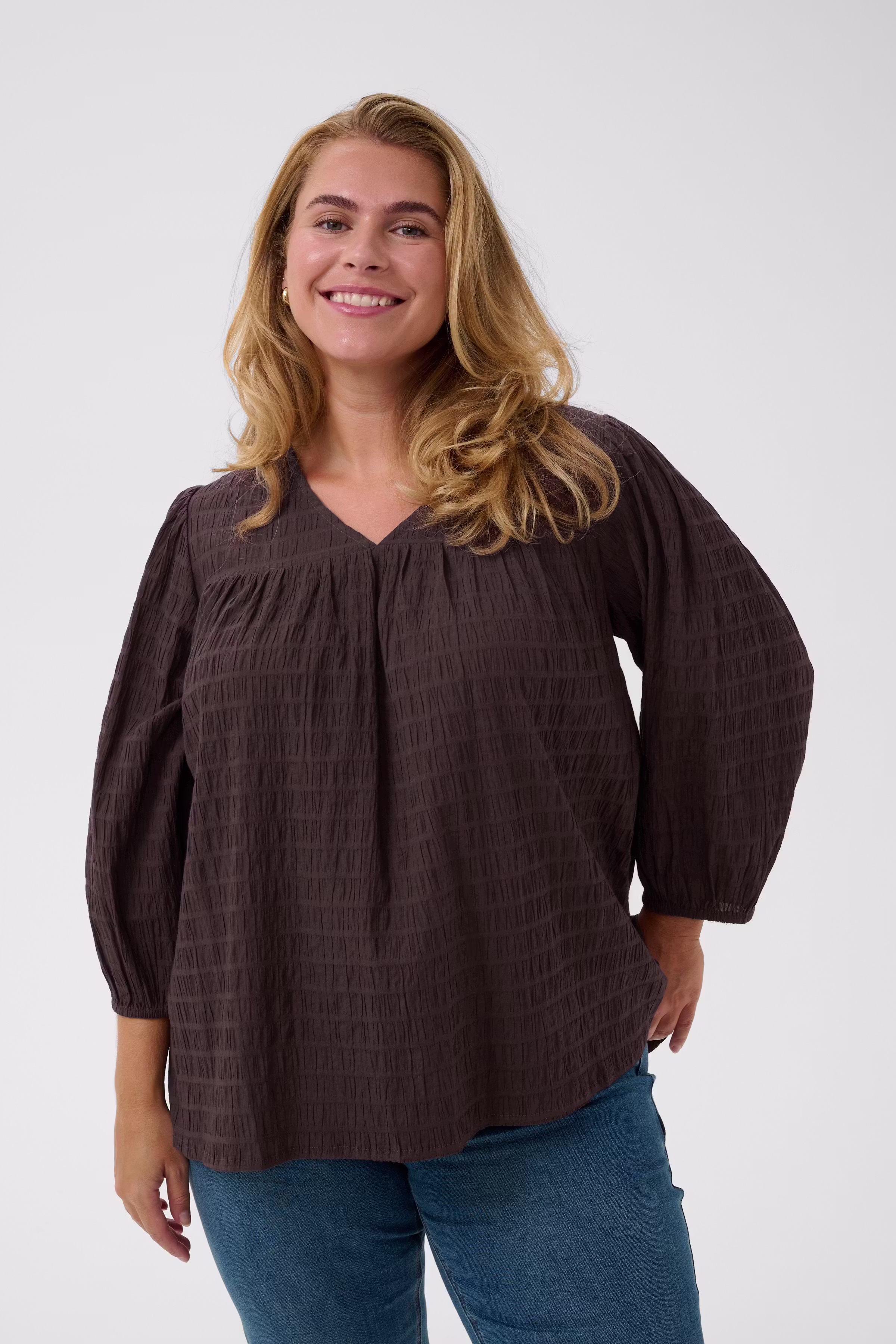KCmaisie Bluse LOOKBOOK FRONT 10584303-190915
