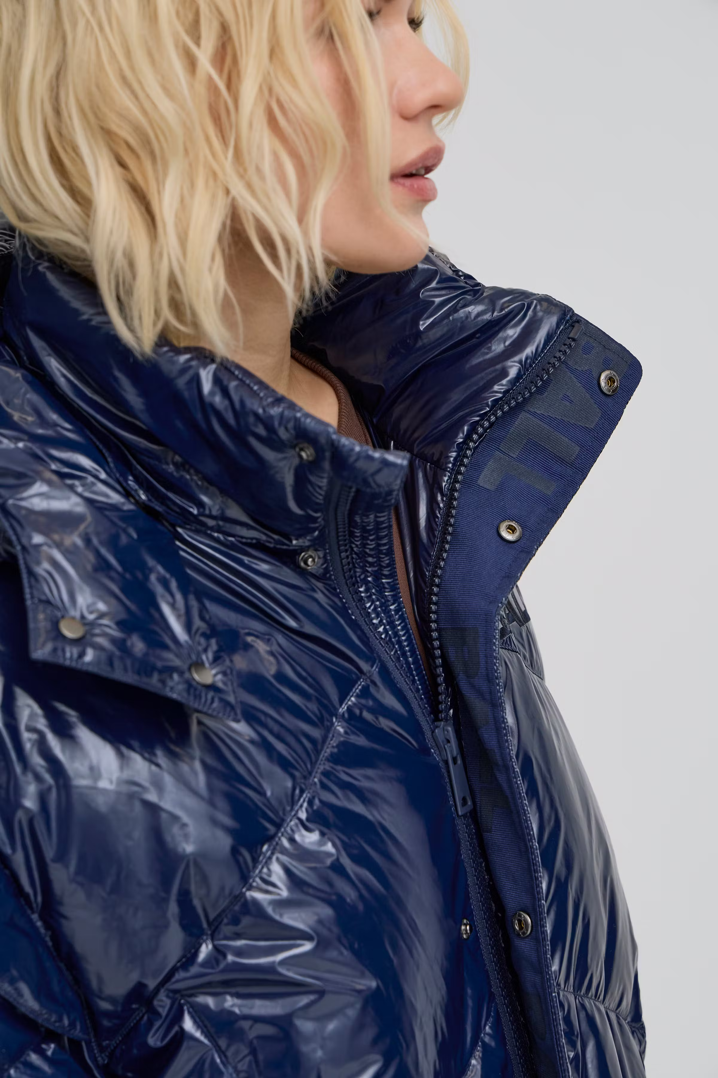 BASALVADORE Oberbekleidung LOOKBOOK DETAIL 50405037-193921